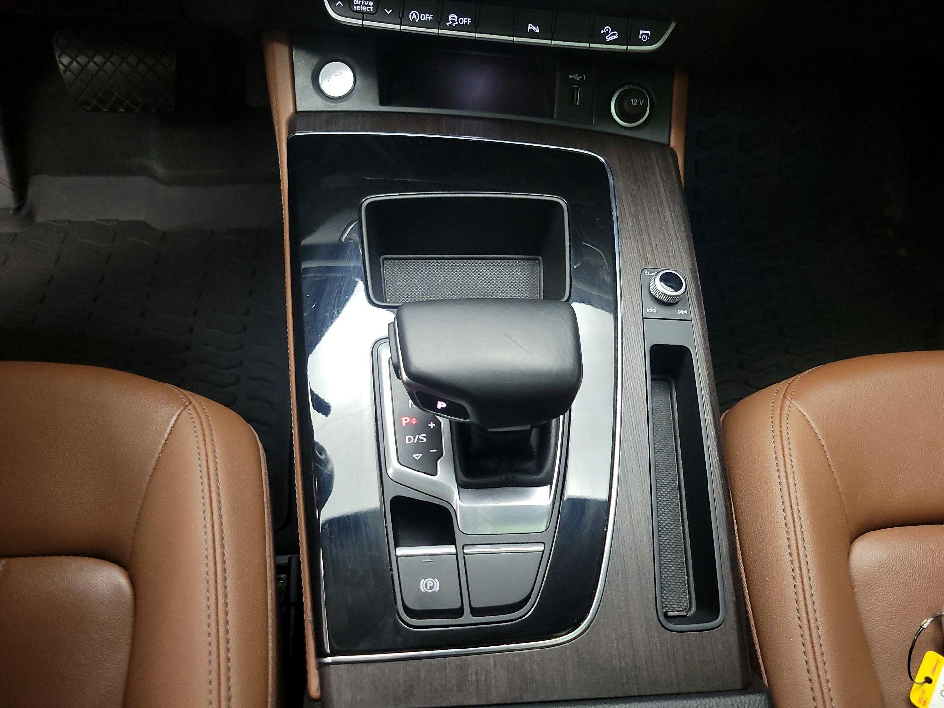 Thumbnail: 2021 Audi Q5 - 18