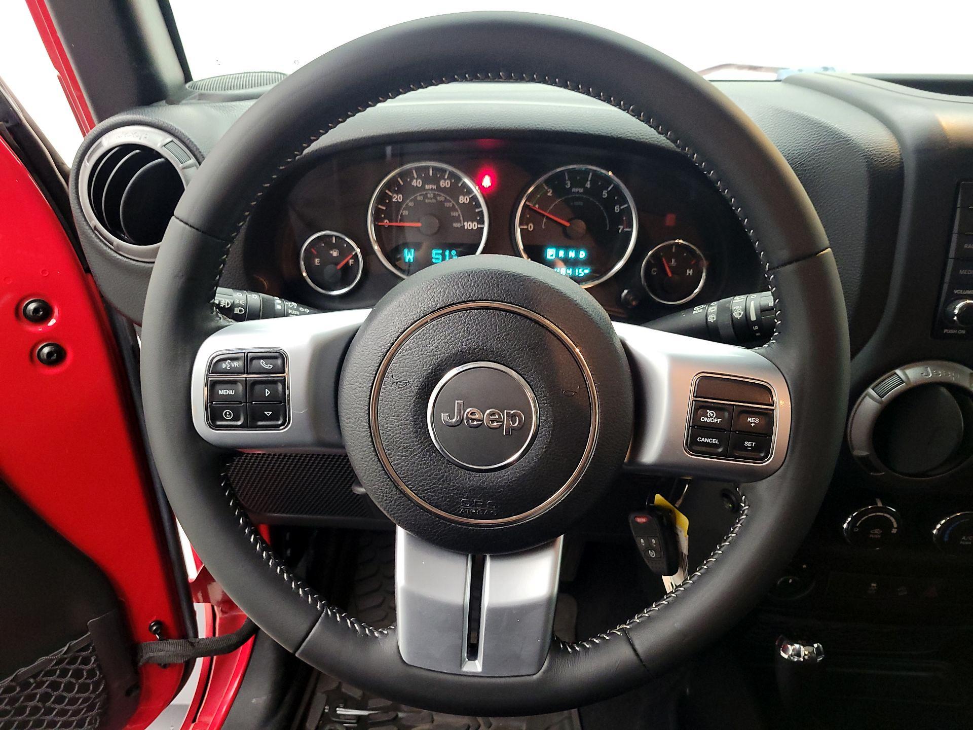 Thumbnail: 2017 Jeep Wrangler - 10