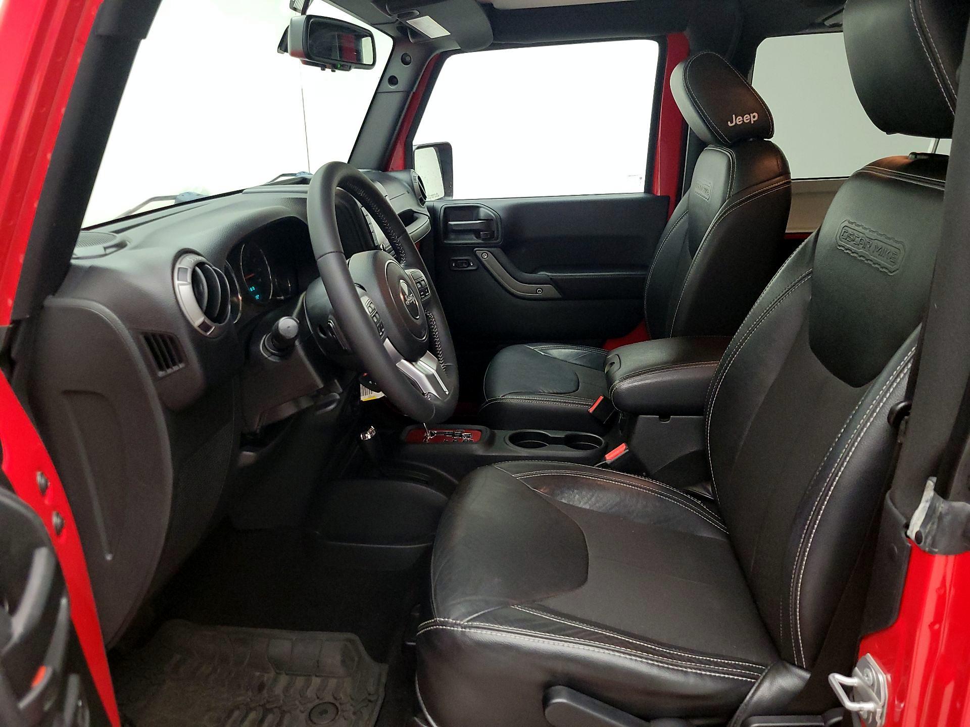 Thumbnail: 2017 Jeep Wrangler - 11