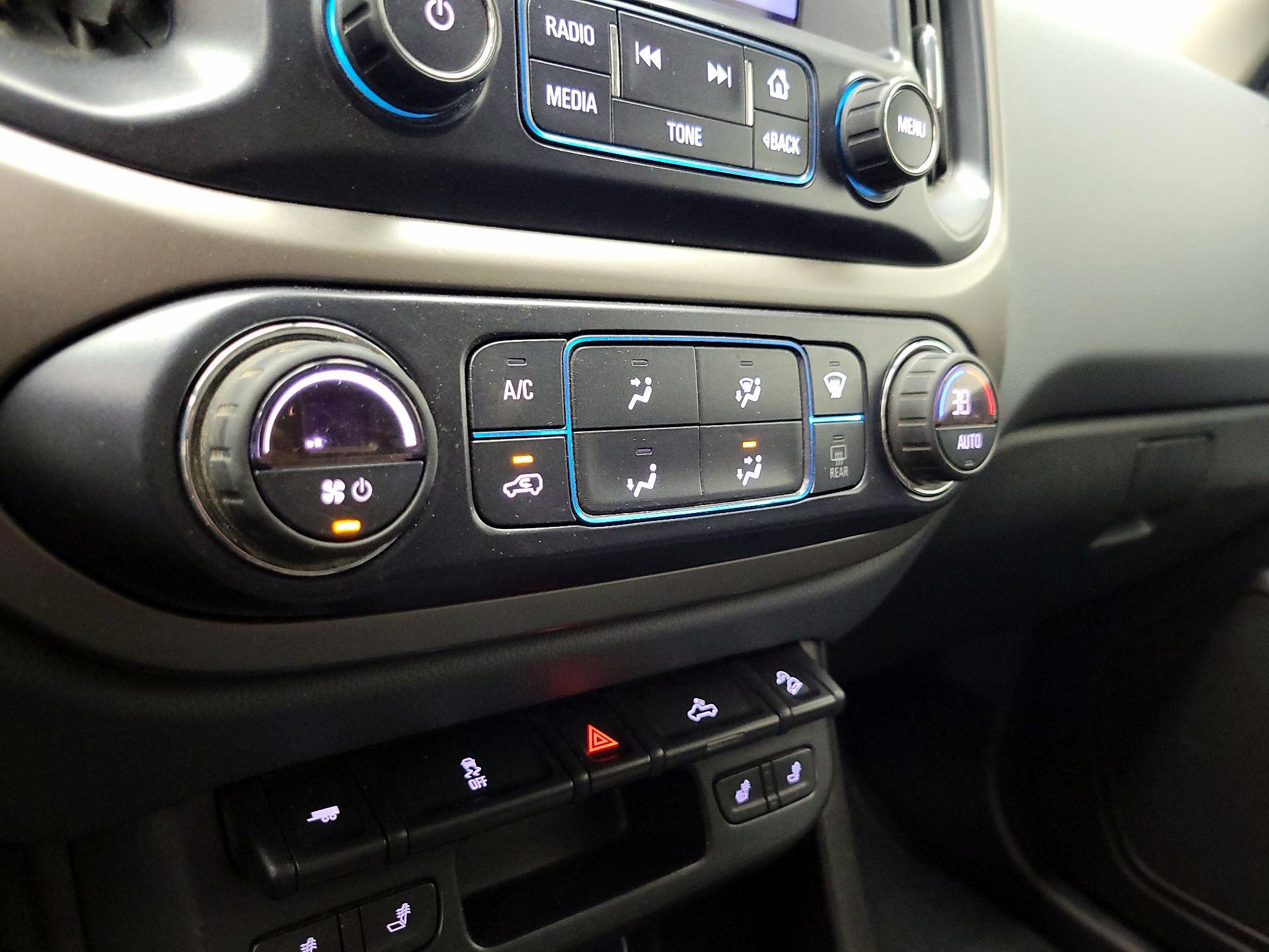 Thumbnail: 2017 Chevrolet Colorado - 17