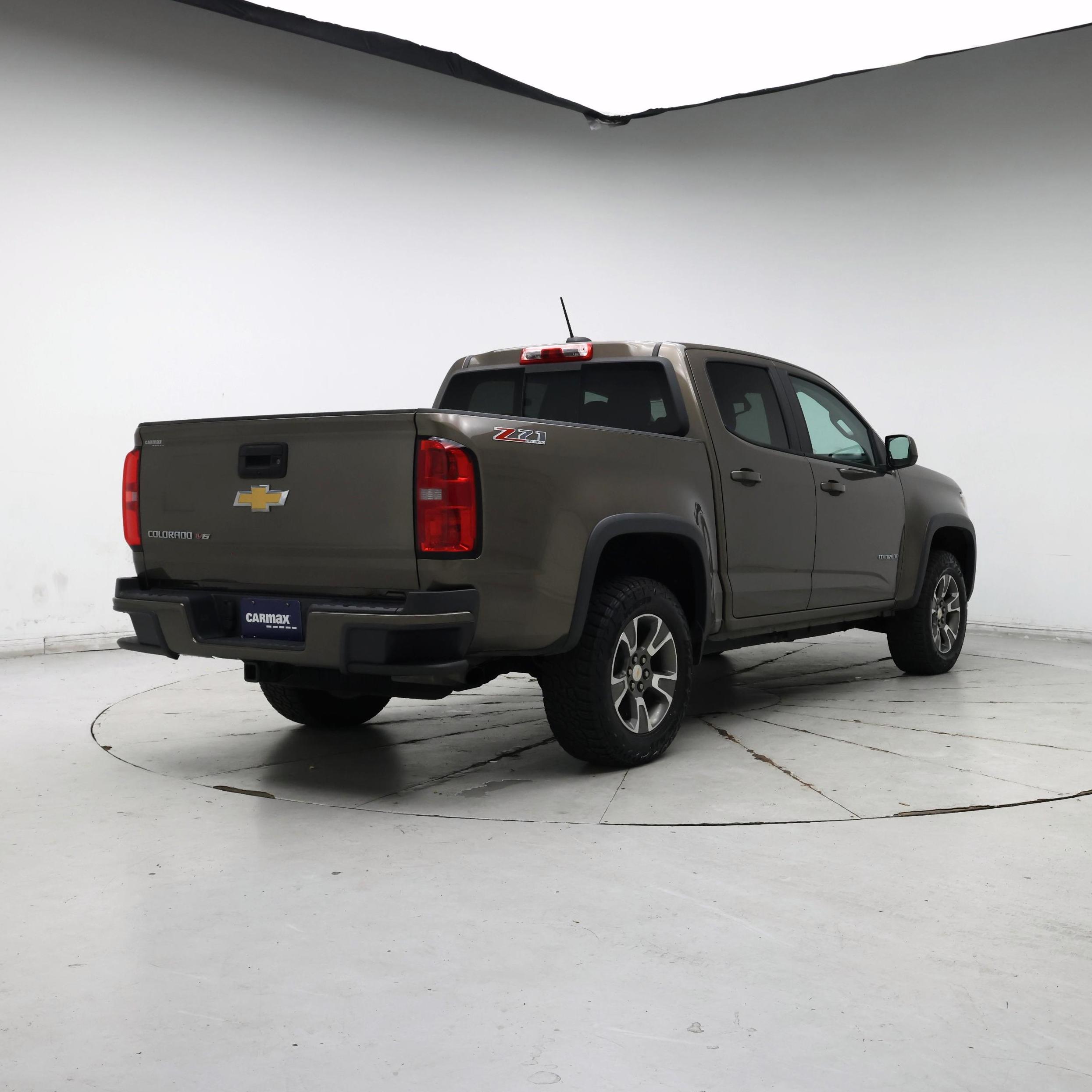 Thumbnail: 2017 Chevrolet Colorado - 8
