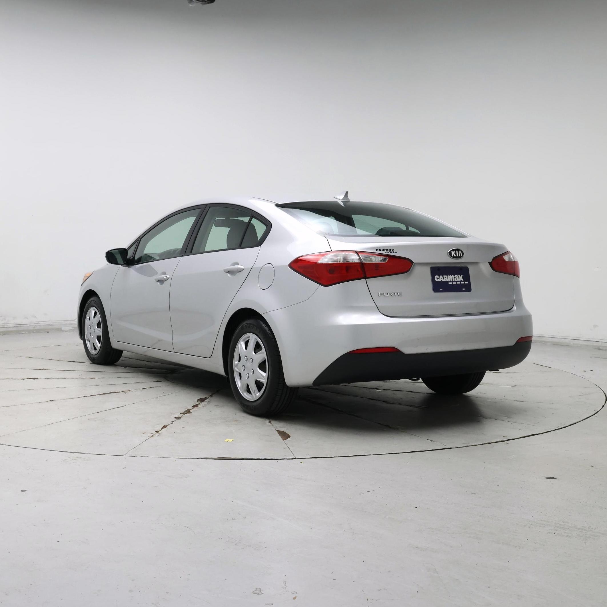 Thumbnail: 2016 Kia Forte - 2