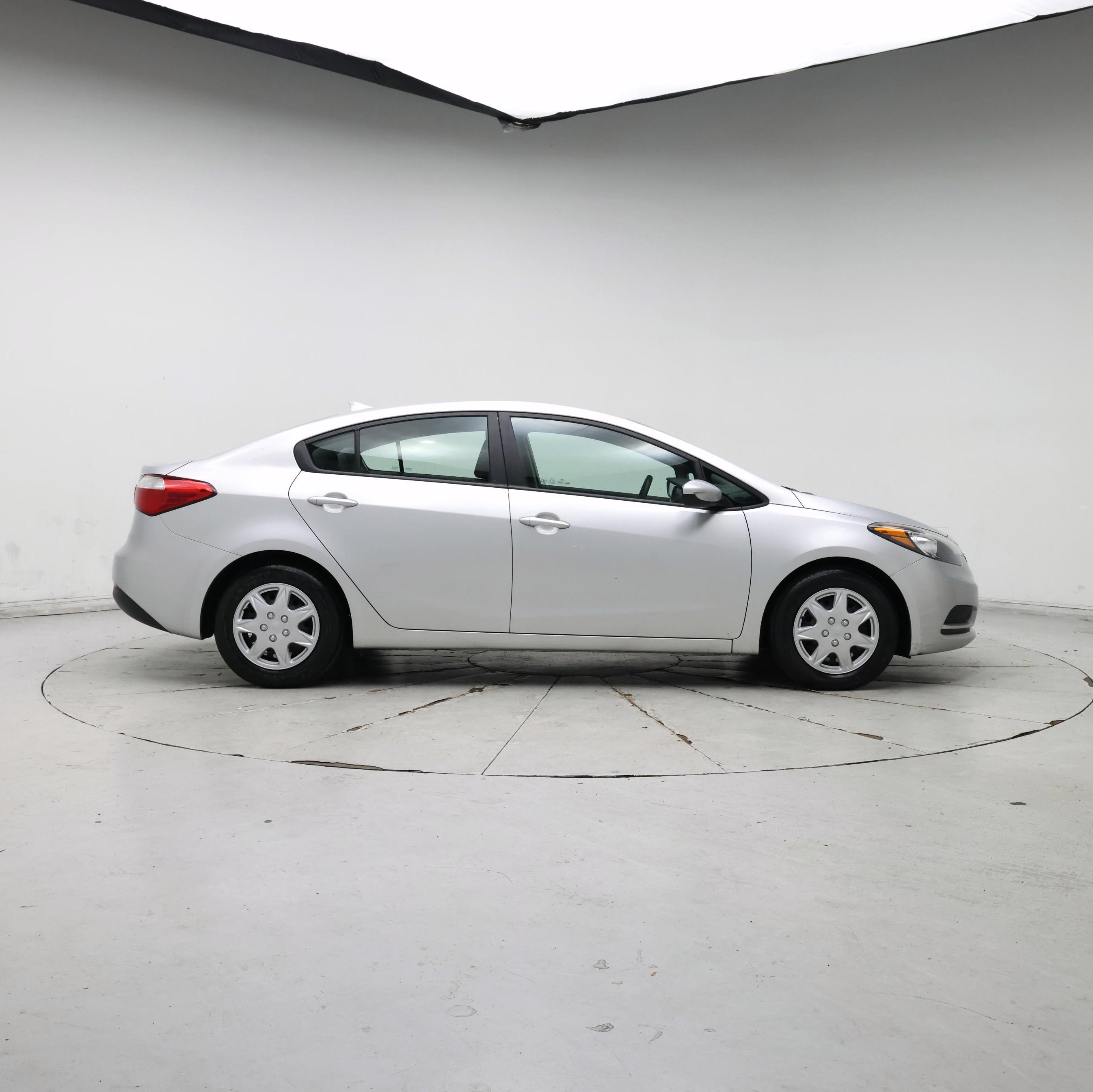 Thumbnail: 2016 Kia Forte - 7