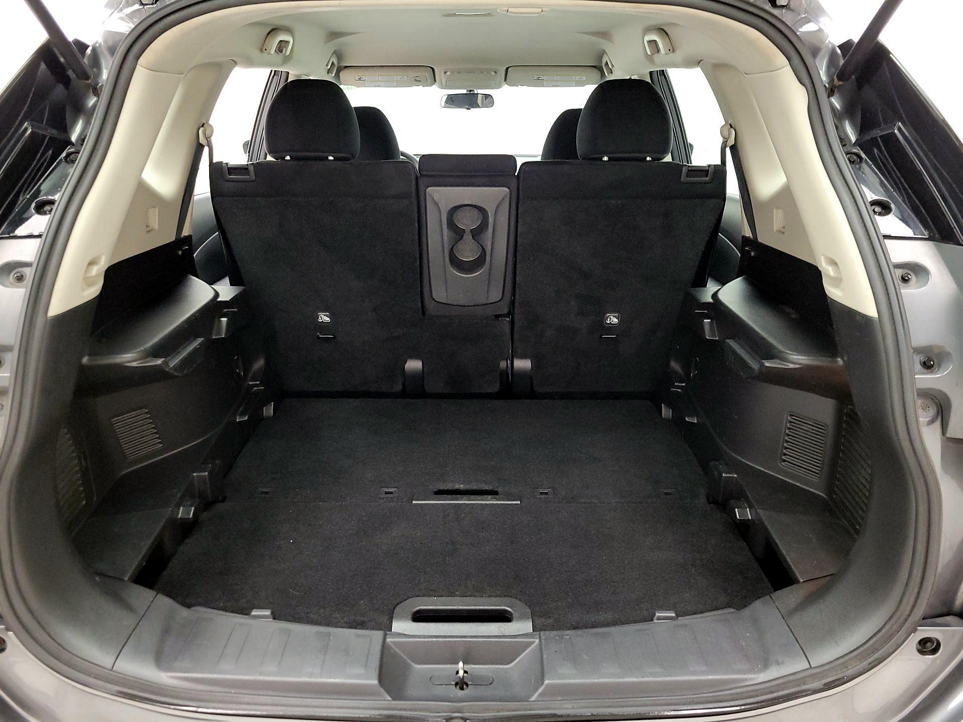 Thumbnail: 2014 Nissan Rogue - 20