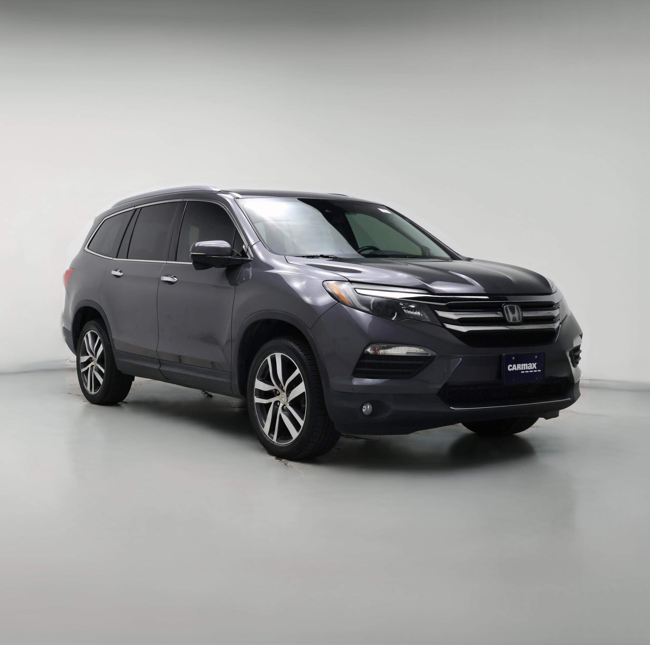 Thumbnail: 2017 Honda Pilot - 1
