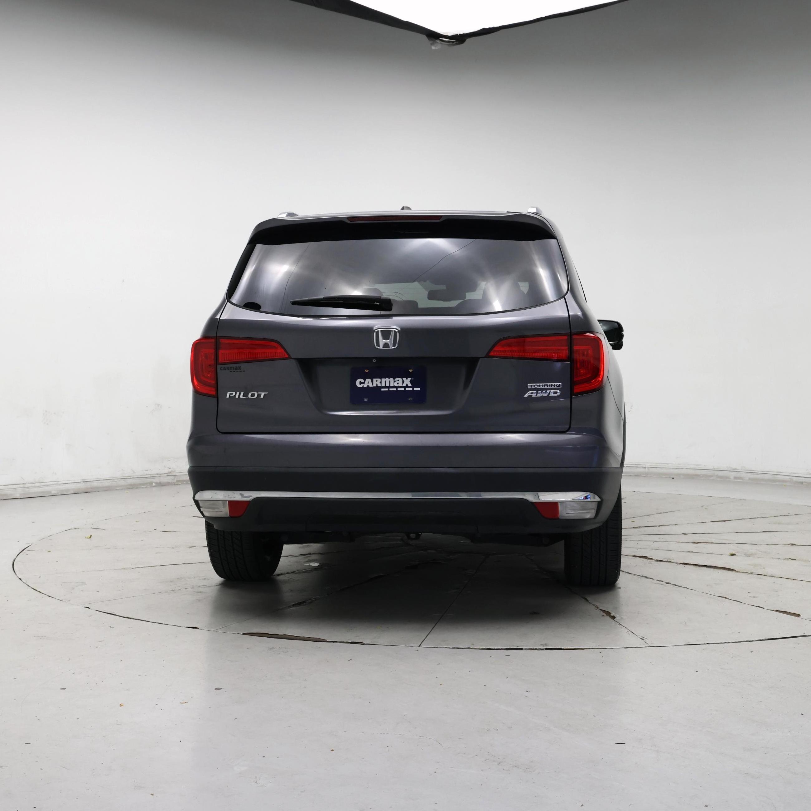 Thumbnail: 2017 Honda Pilot - 6