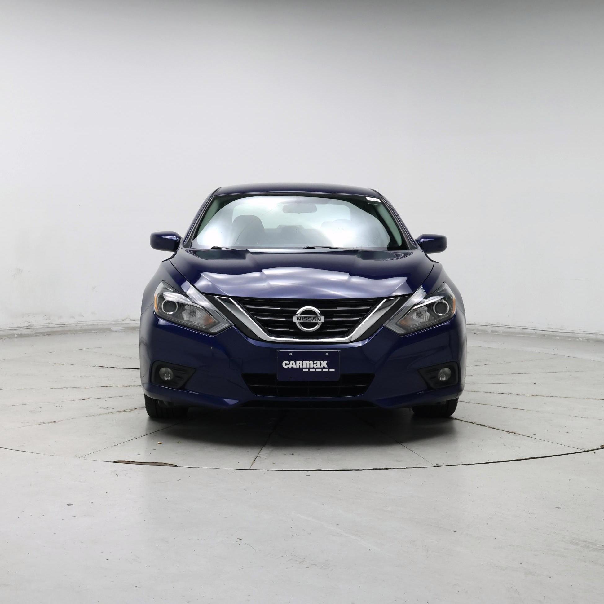 Thumbnail: 2016 Nissan Altima - 5