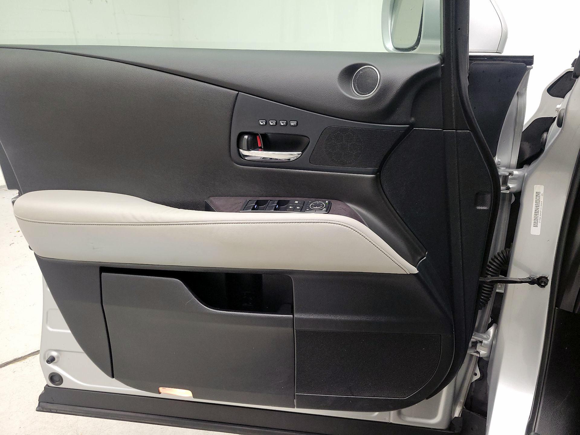 Thumbnail: 2015 Lexus RX - 10