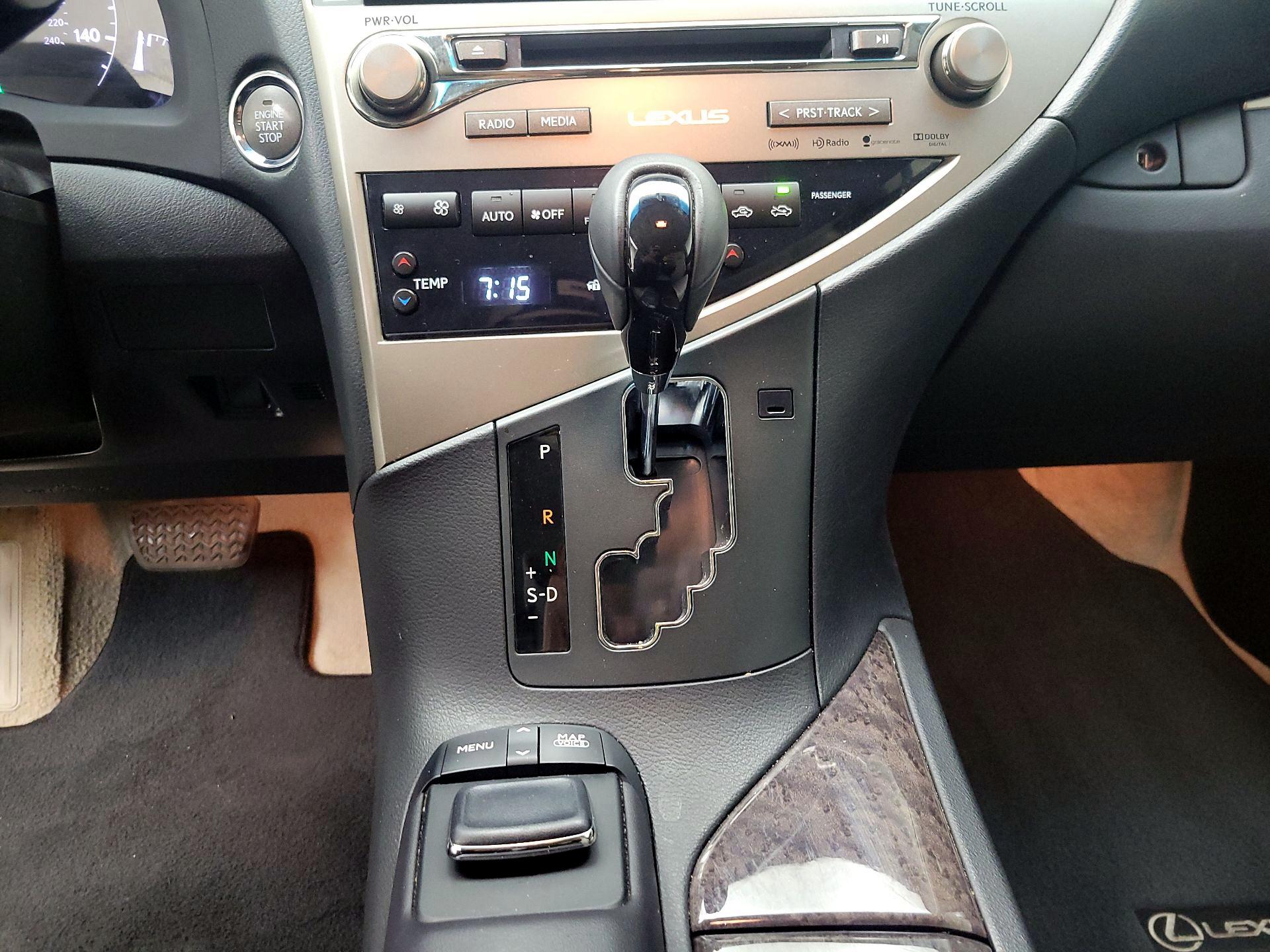 Thumbnail: 2015 Lexus RX - 16