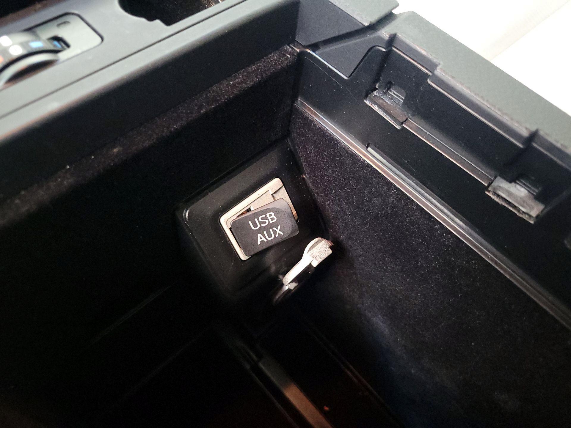 Thumbnail: 2015 Lexus RX - 17