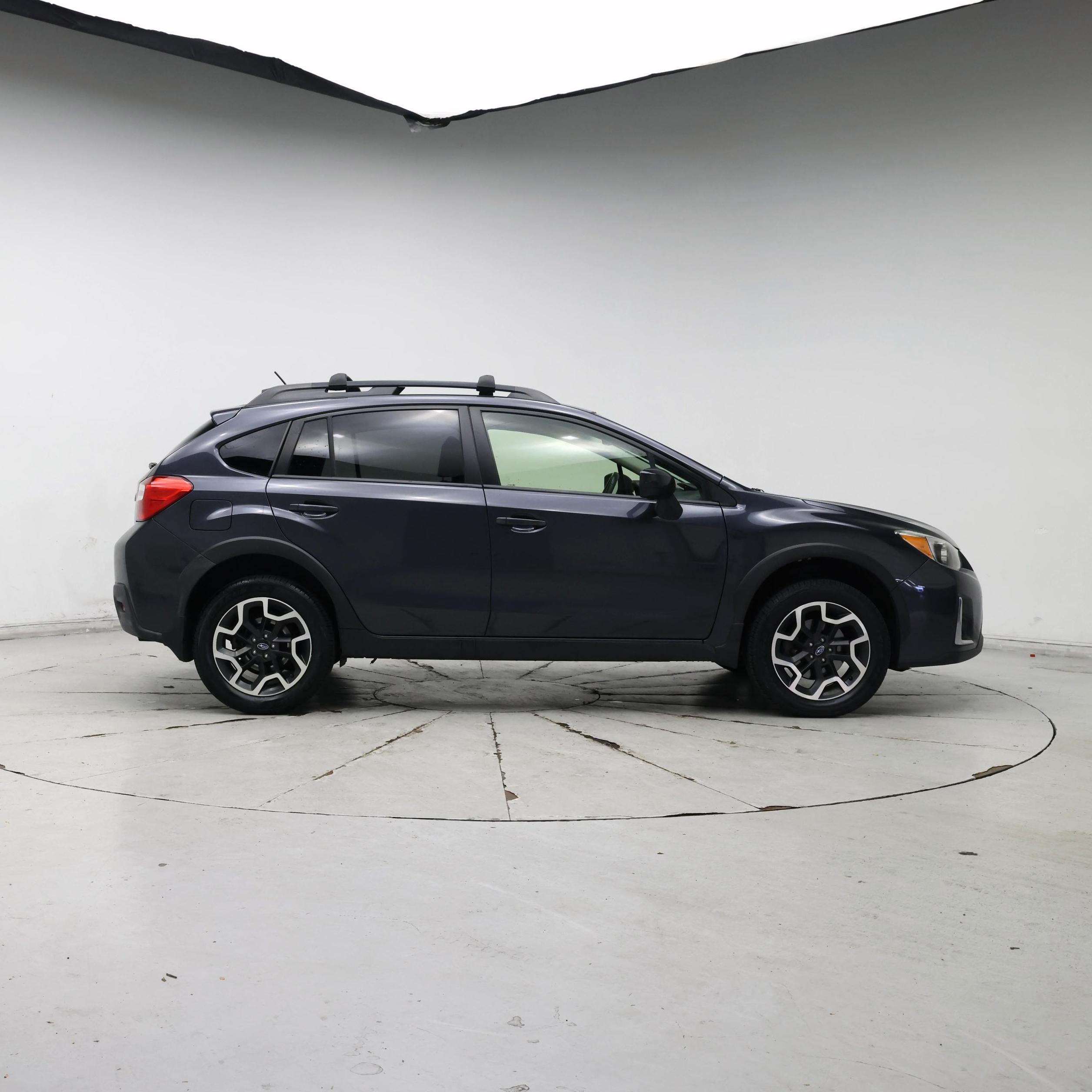 Thumbnail: 2017 Subaru Crosstrek - 7