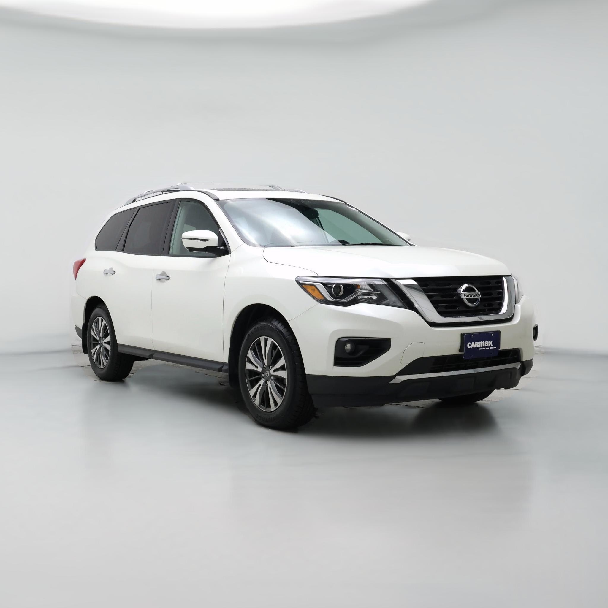 Thumbnail: 2017 Nissan Pathfinder - 1