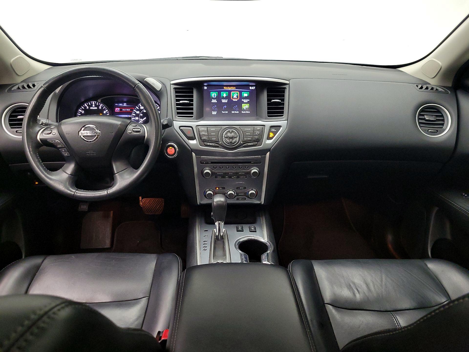 Thumbnail: 2017 Nissan Pathfinder - 9