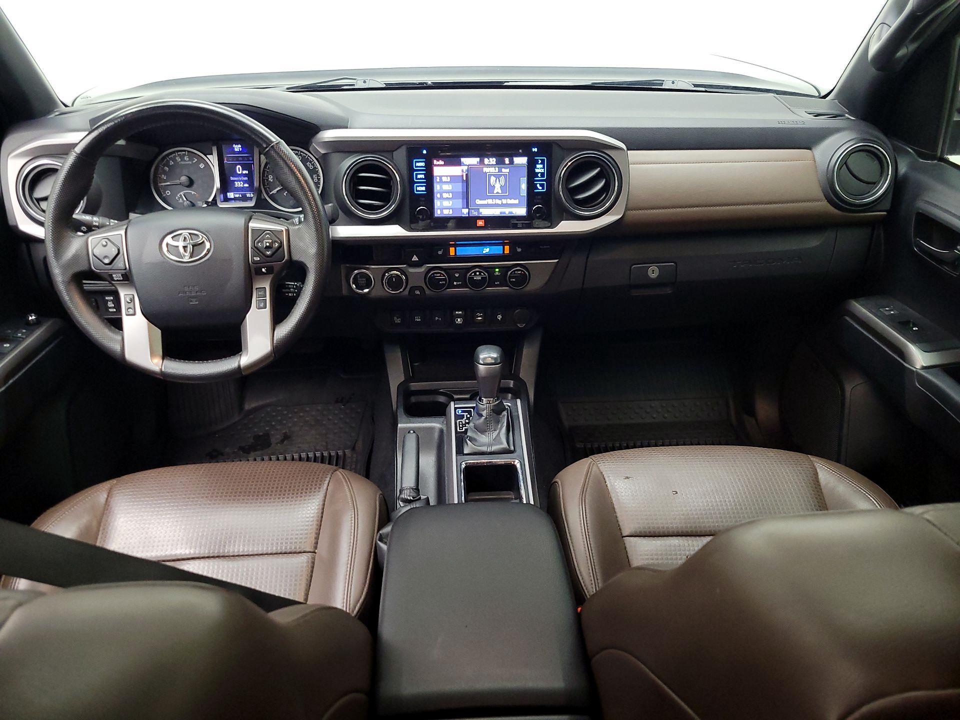 Thumbnail: 2018 Toyota Tacoma - 9