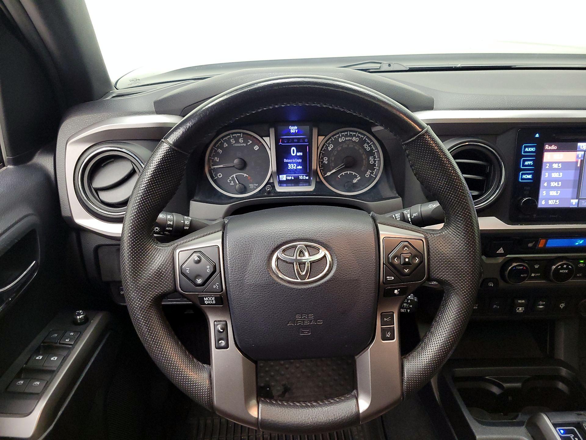 Thumbnail: 2018 Toyota Tacoma - 10