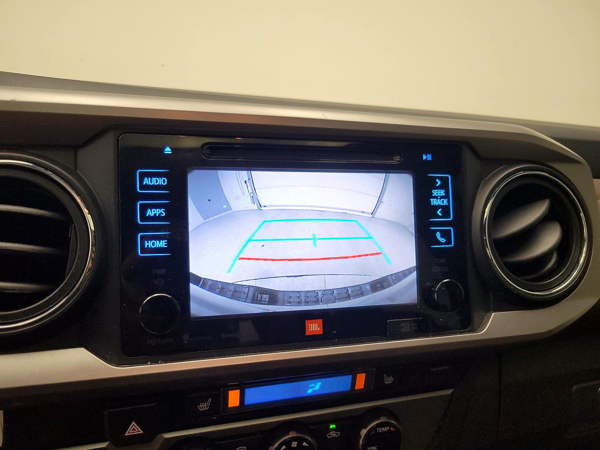 Thumbnail: 2018 Toyota Tacoma - 14