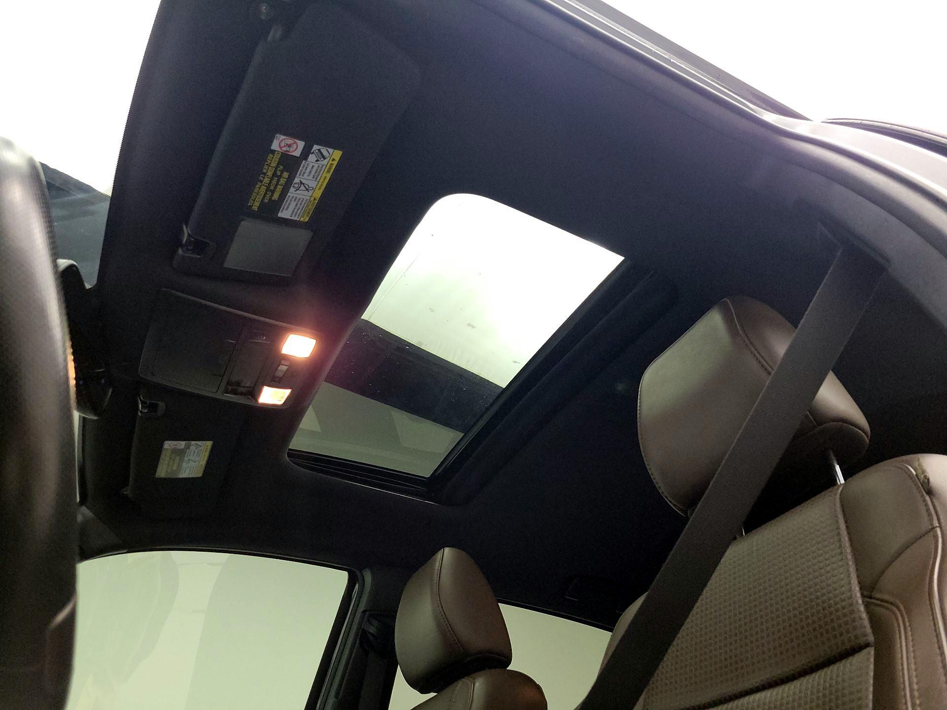 Thumbnail: 2018 Toyota Tacoma - 18