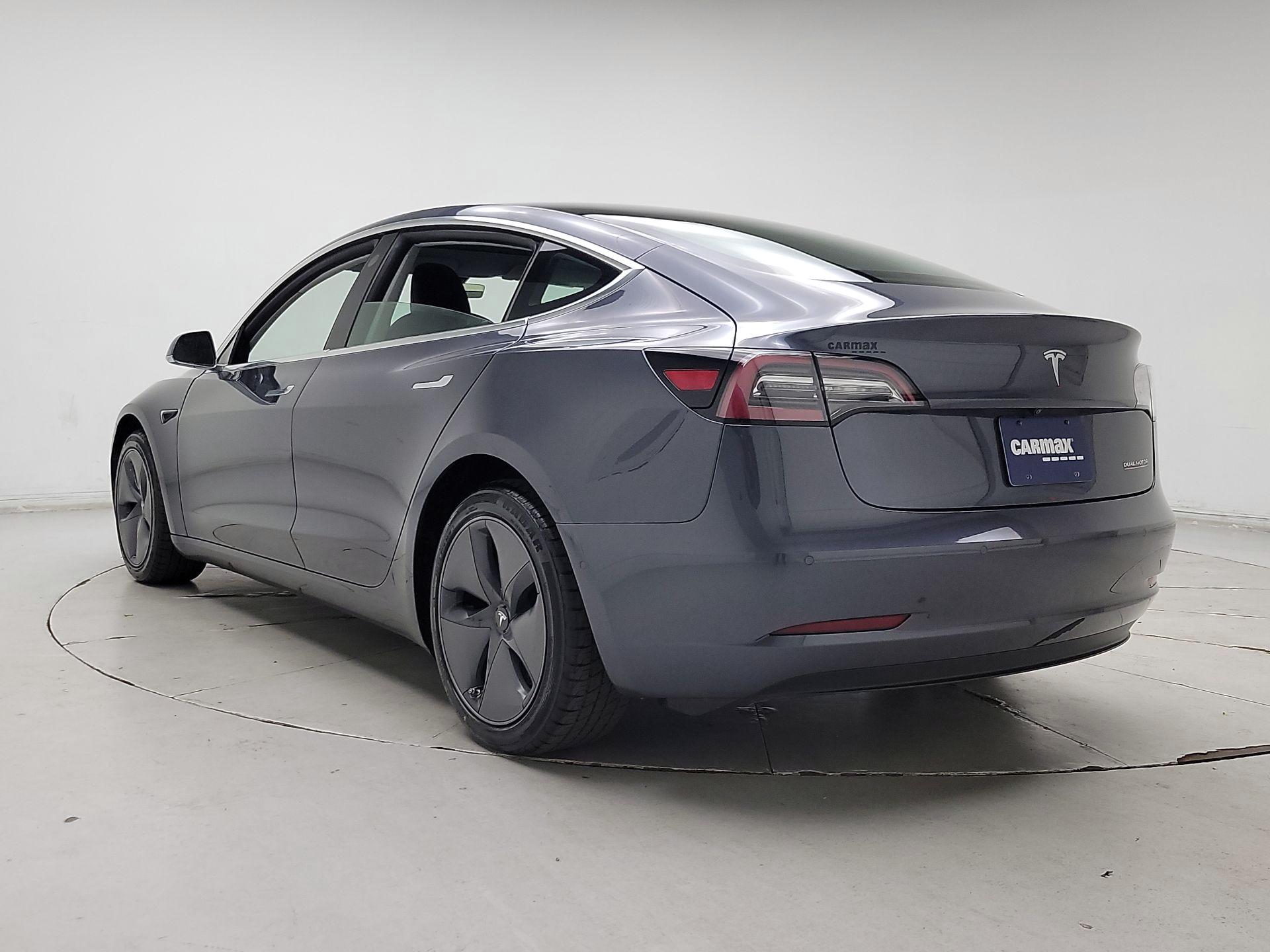 Thumbnail: 2020 Tesla Model 3 - 7