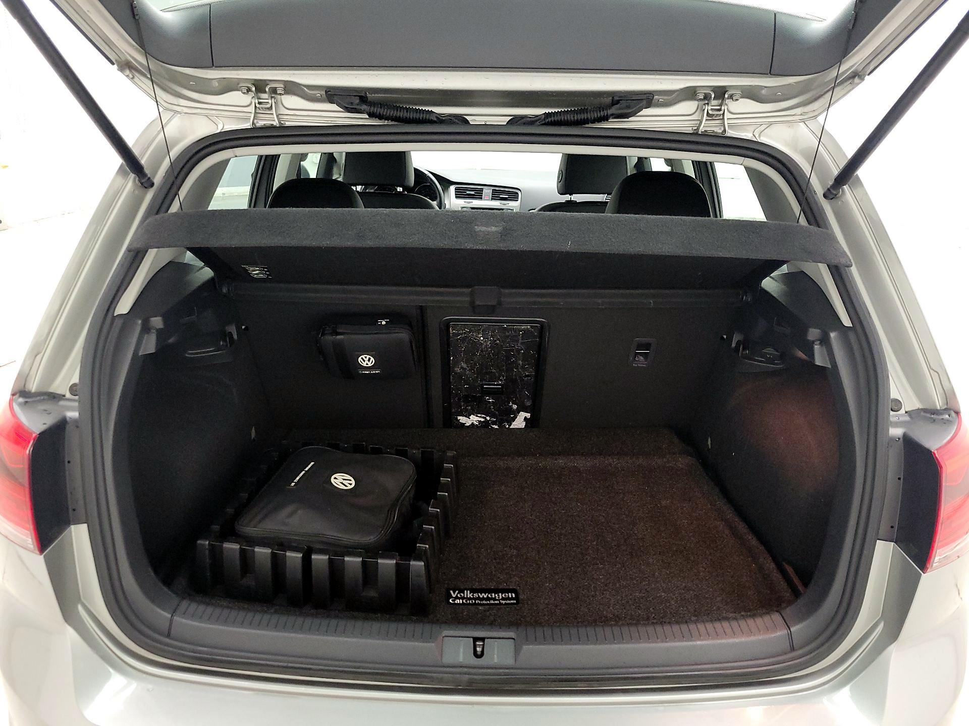 Thumbnail: 2017 Volkswagen Golf - 19