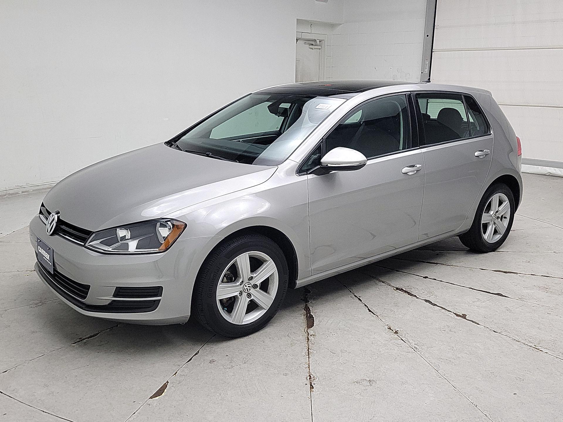 Thumbnail: 2017 Volkswagen Golf - 3