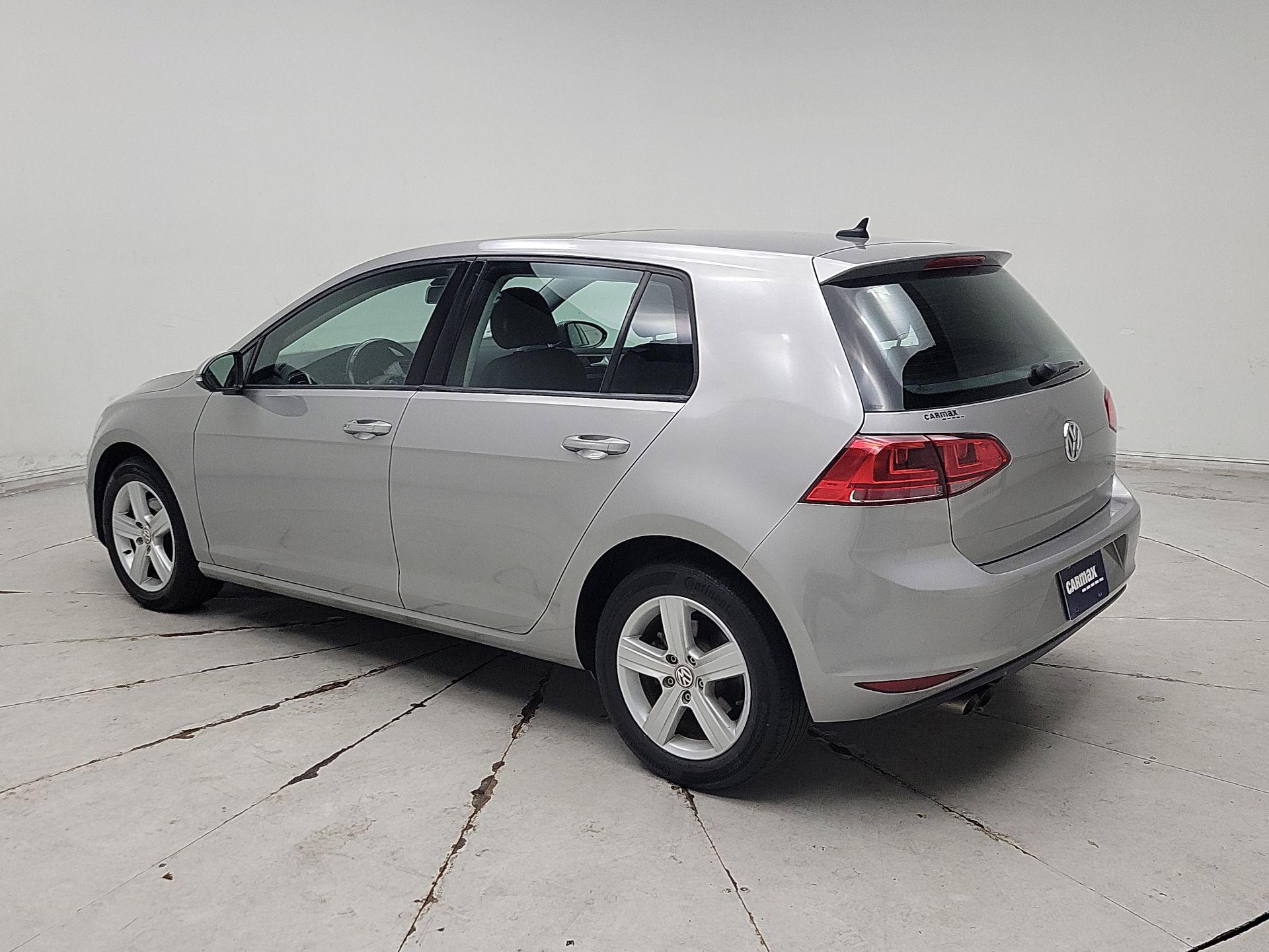 Thumbnail: 2017 Volkswagen Golf - 7