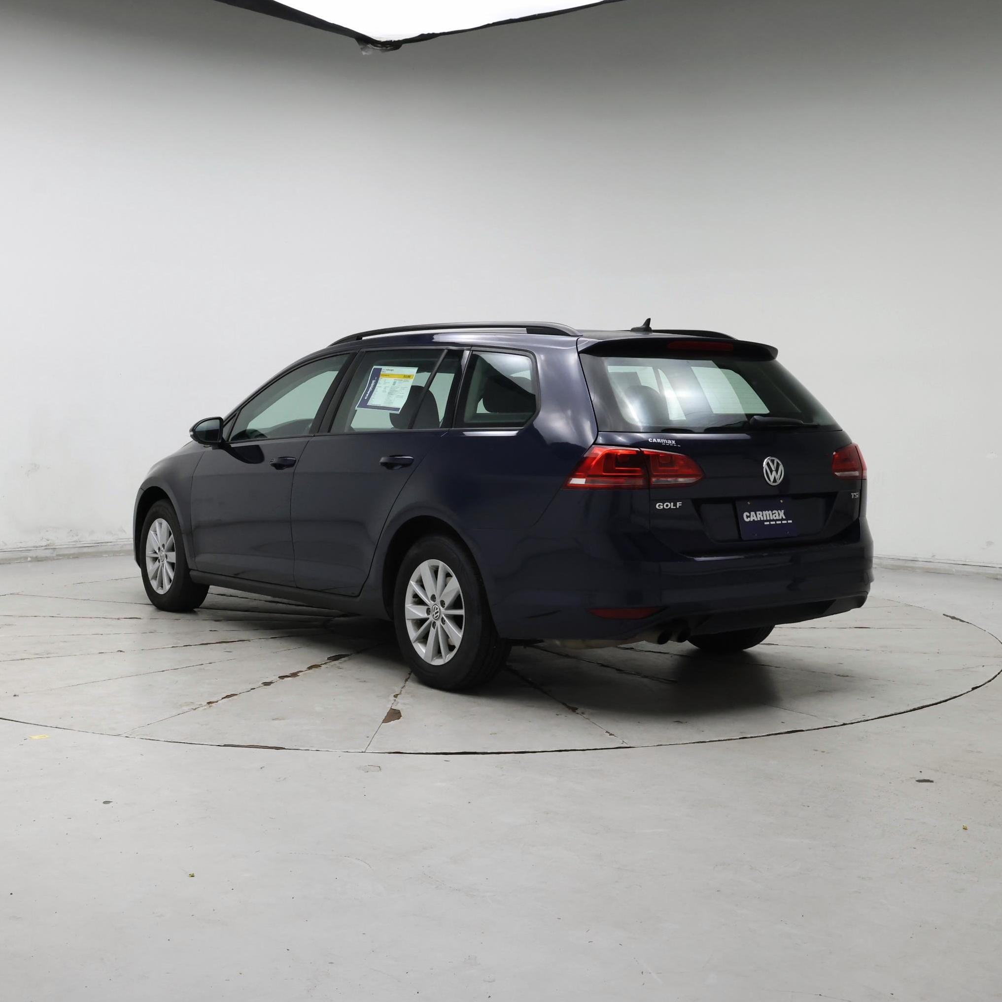 Thumbnail: 2017 Volkswagen Golf - 2