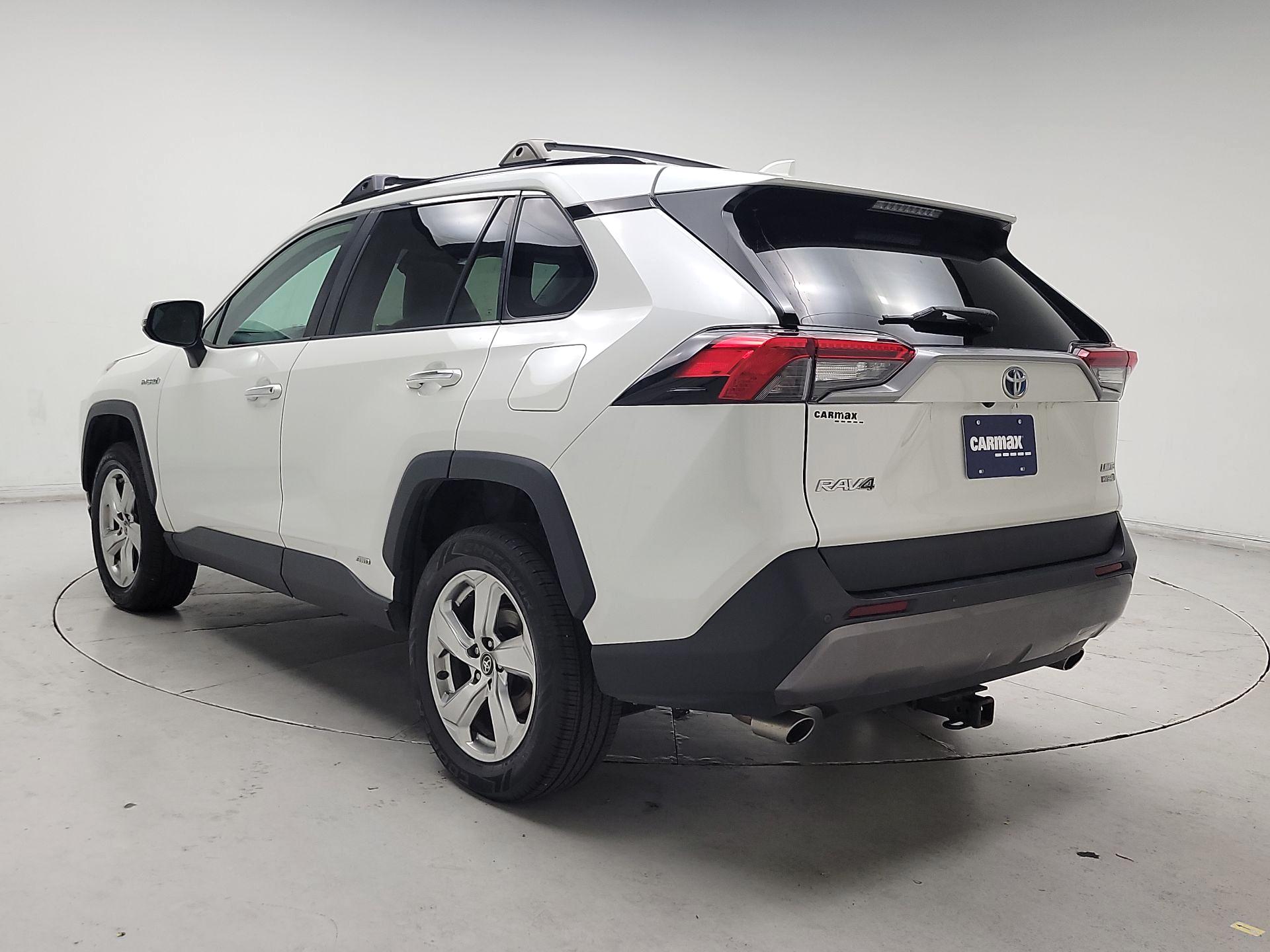 Thumbnail: 2020 Toyota RAV4 - 7