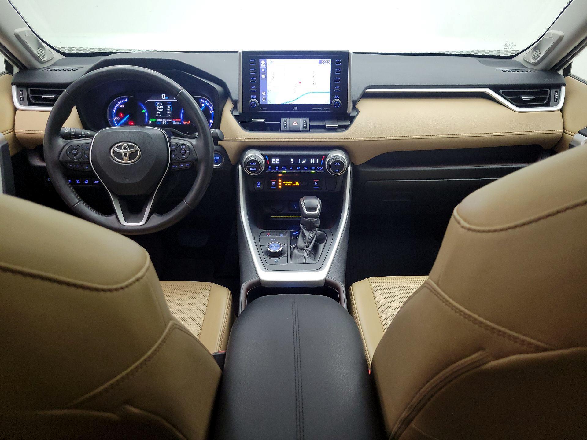 Thumbnail: 2020 Toyota RAV4 - 8