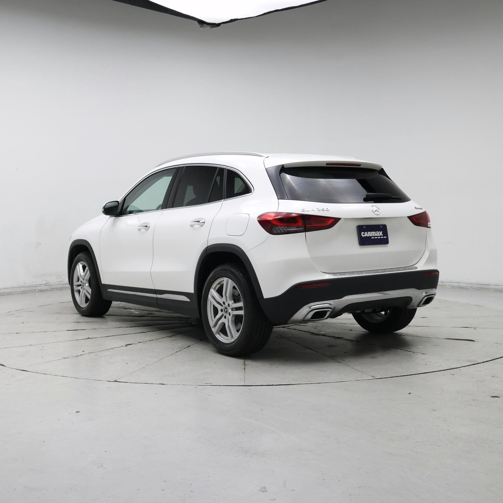 Thumbnail: 2021 Mercedes-Benz GLA - 2