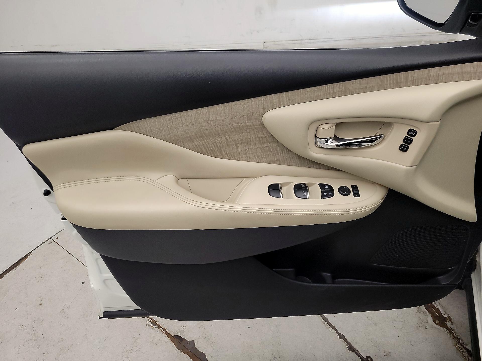 Thumbnail: 2020 Nissan Murano - 12