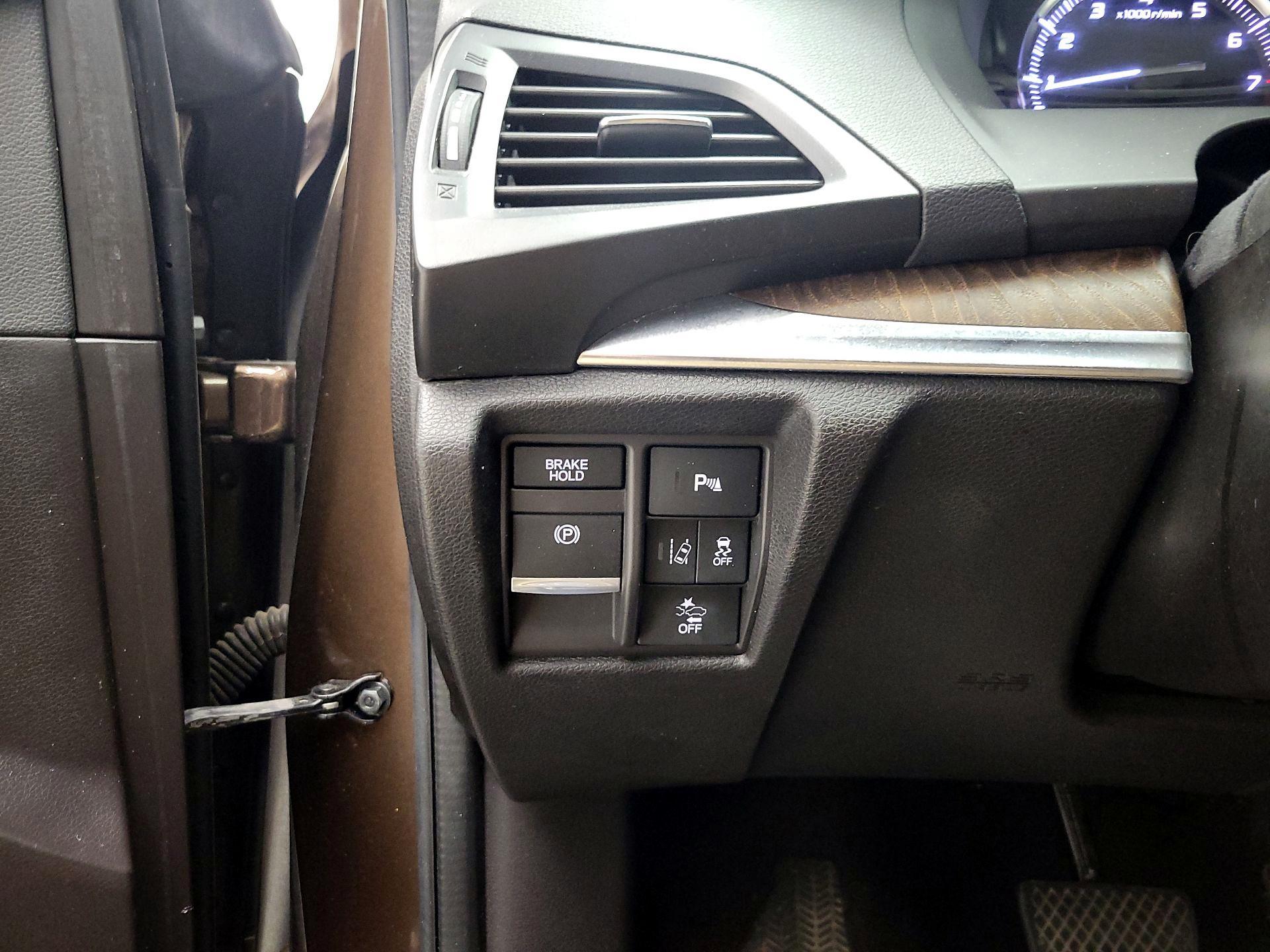 Thumbnail: 2019 Acura MDX - 11