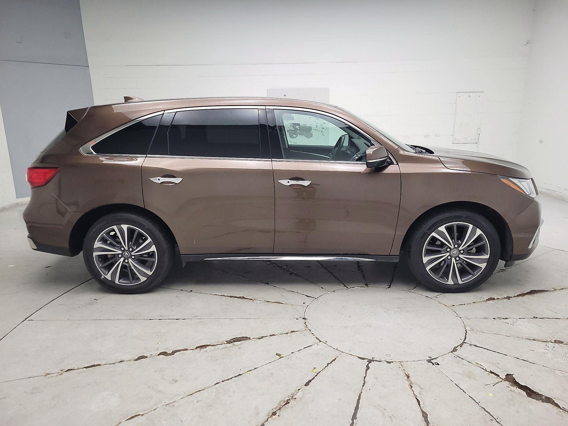 Thumbnail: 2019 Acura MDX - 4