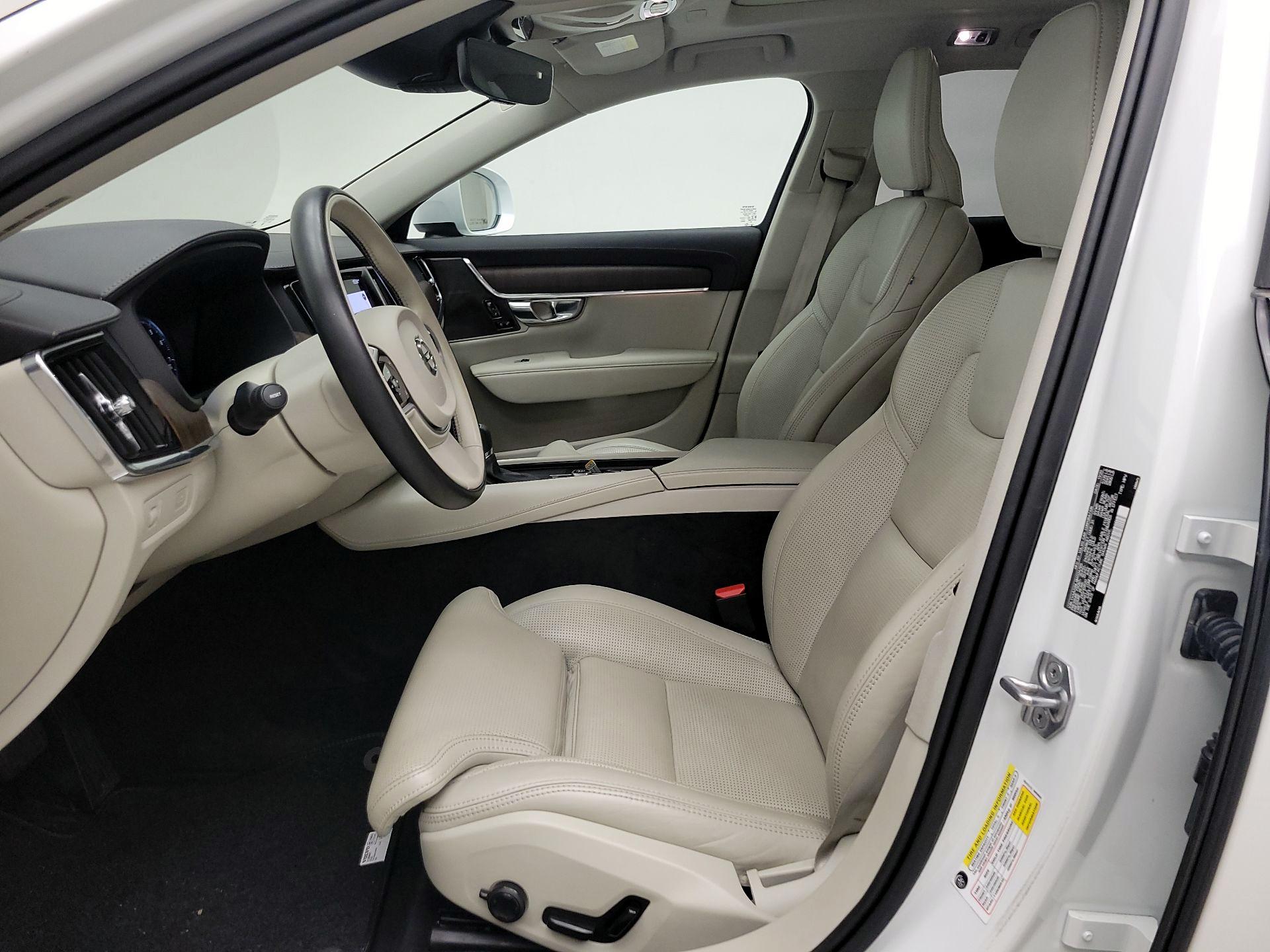 Thumbnail: 2021 Volvo S90 - 11