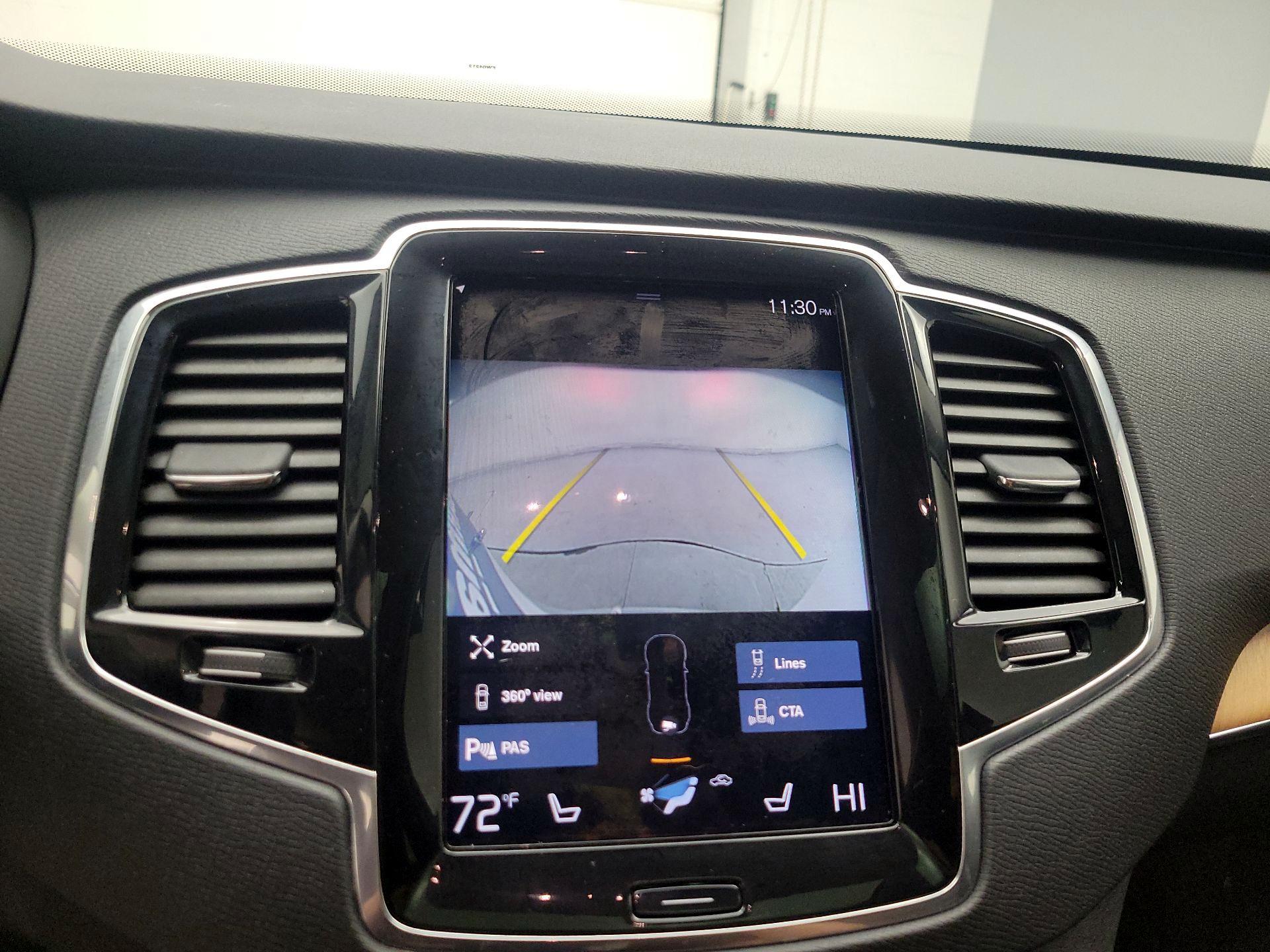 Thumbnail: 2022 Volvo XC90 - 13