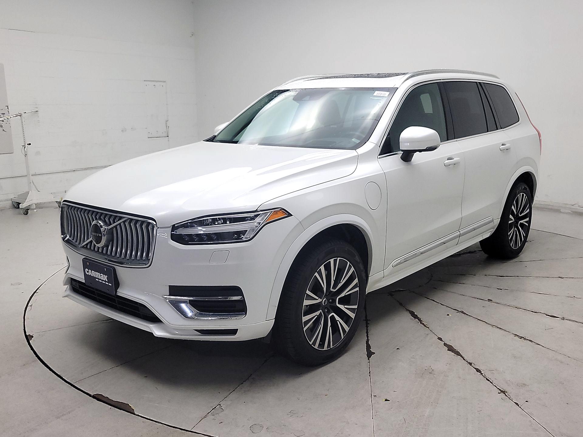 Thumbnail: 2022 Volvo XC90 - 3
