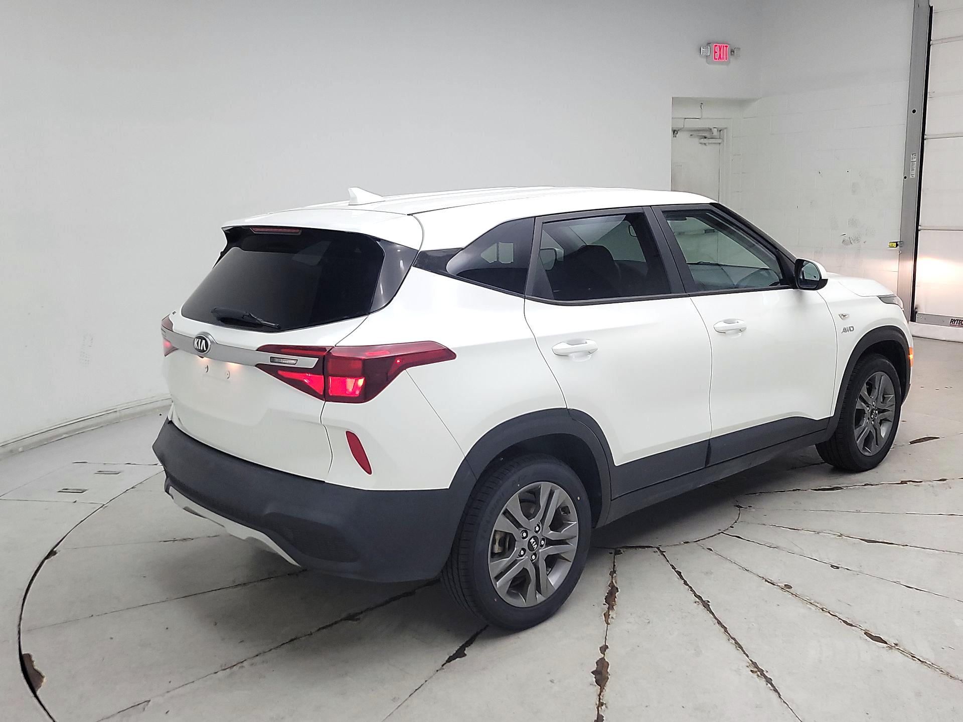 Thumbnail: 2021 Kia Seltos - 5