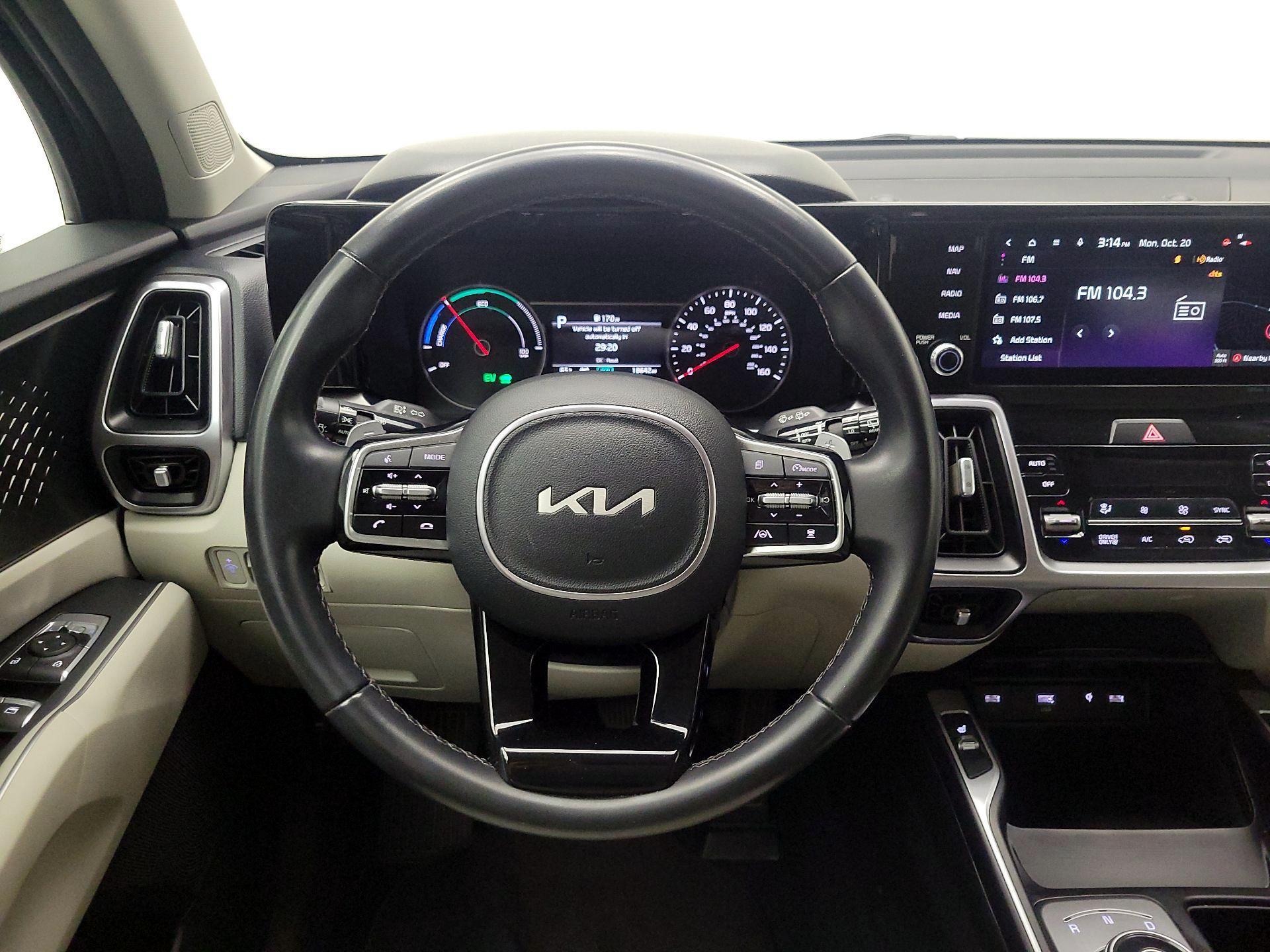 Thumbnail: 2023 Kia Sorento - 10