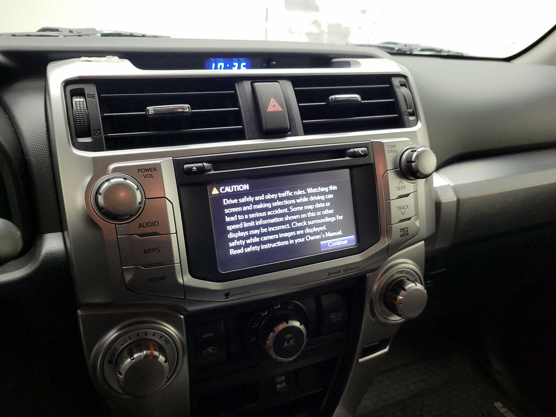 Thumbnail: 2016 Toyota 4Runner - 12