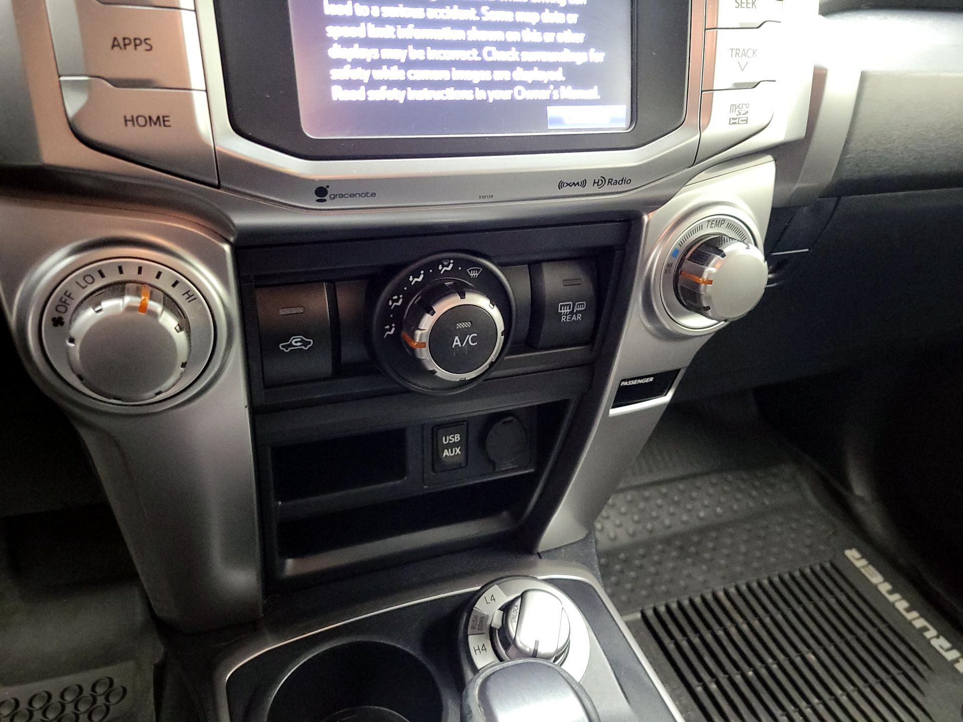 Thumbnail: 2016 Toyota 4Runner - 13