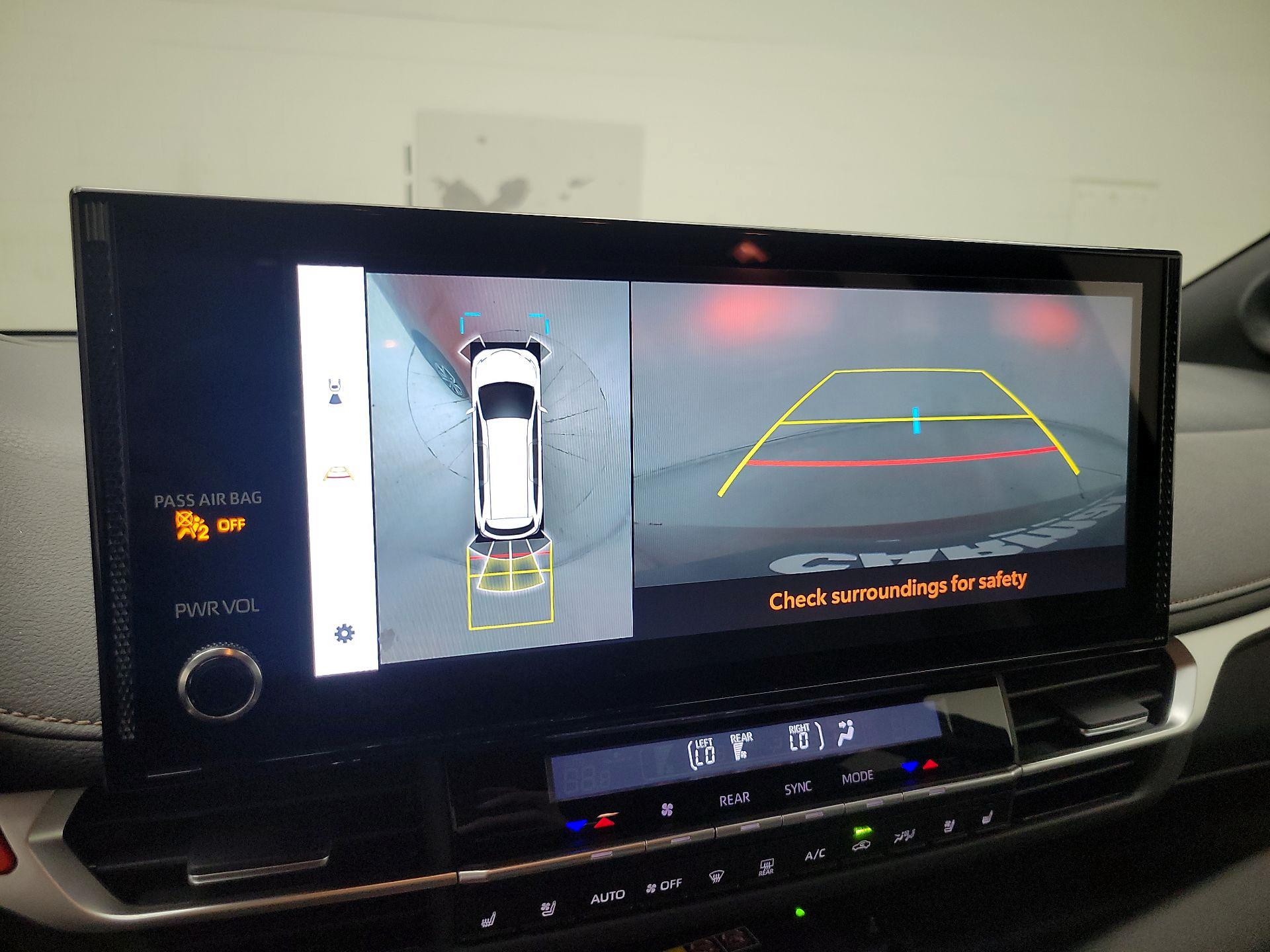 Thumbnail: 2025 Toyota Sienna - 12