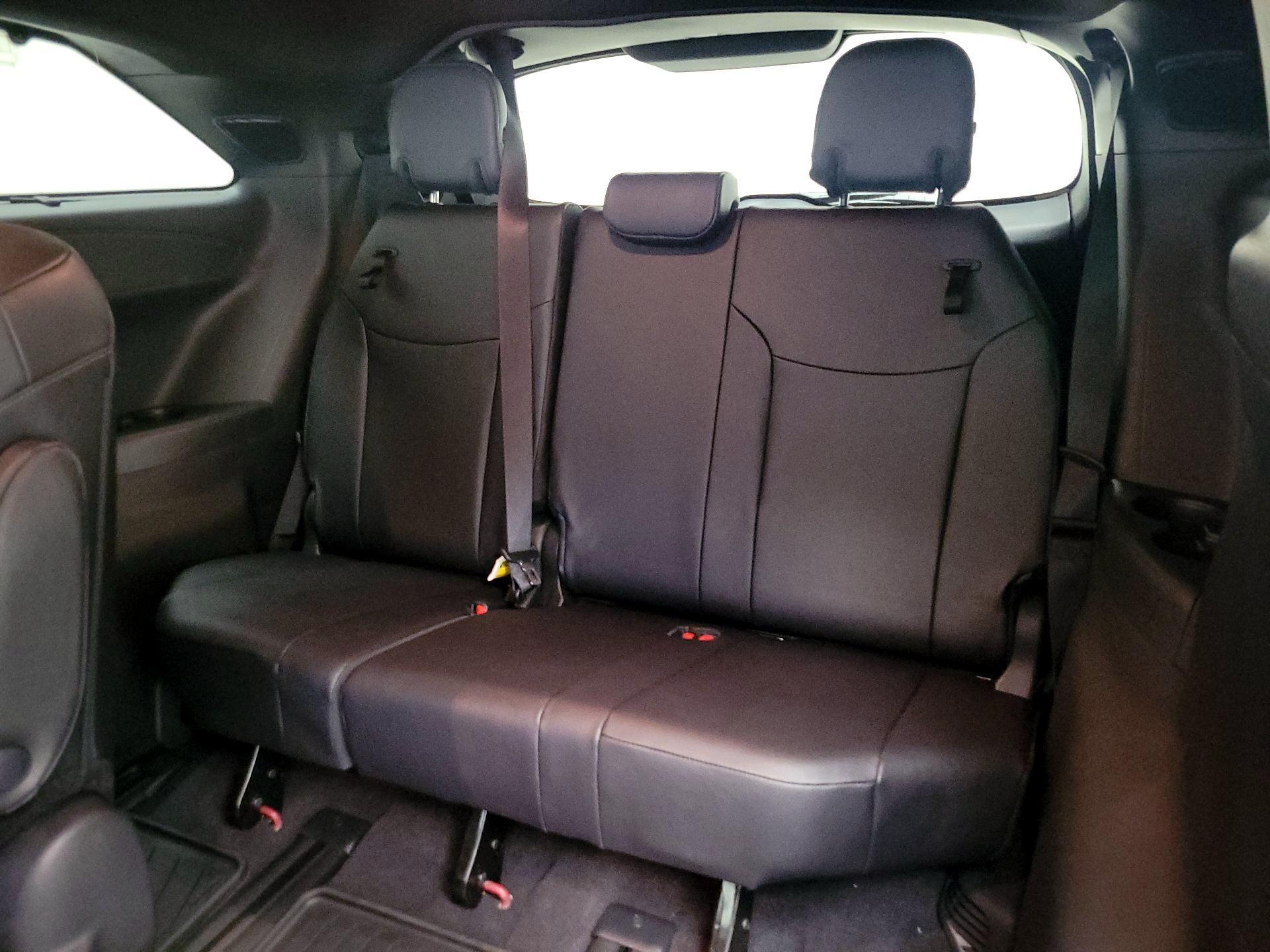 Thumbnail: 2025 Toyota Sienna - 19