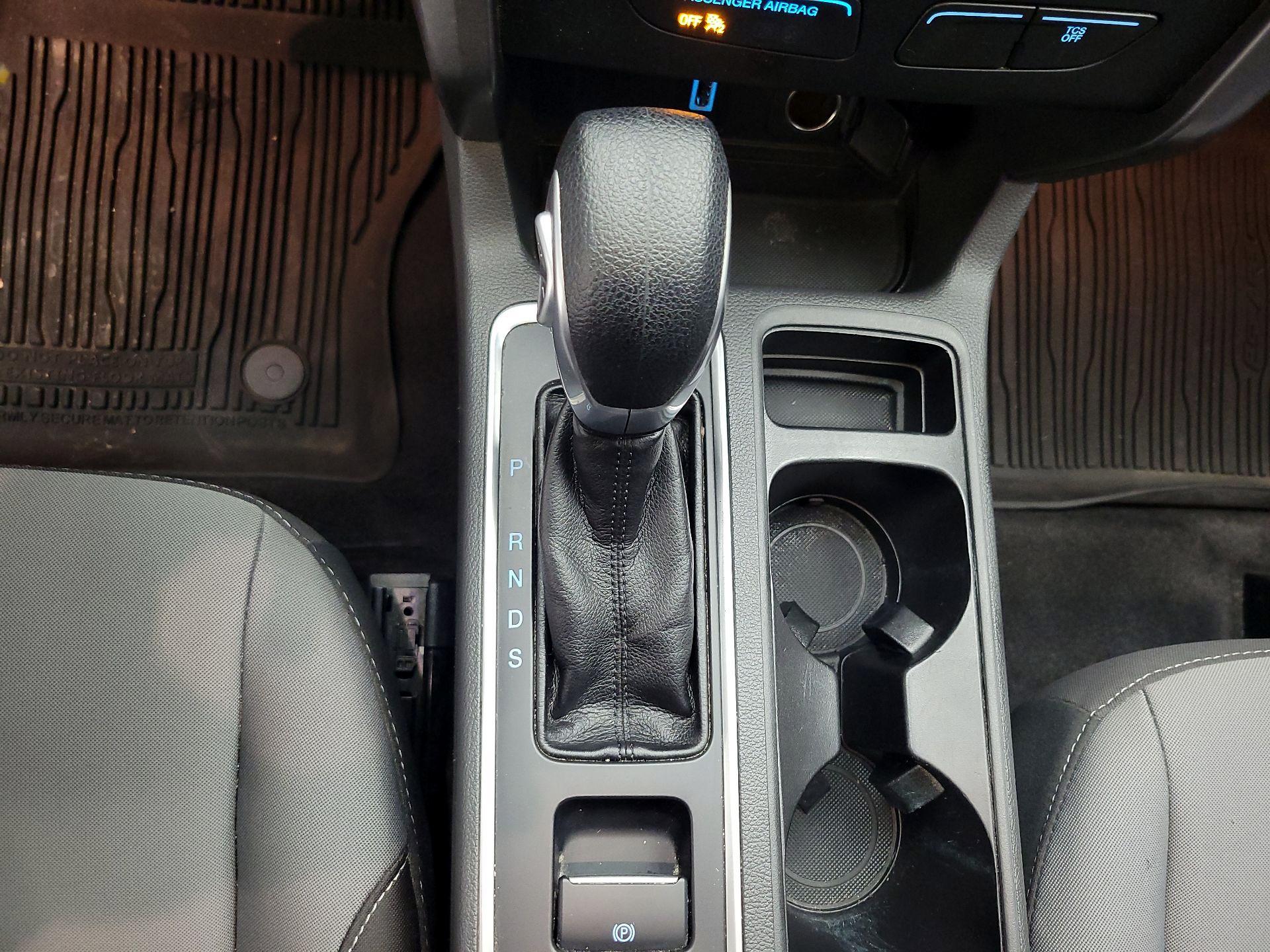 Thumbnail: 2017 Ford Escape - 15