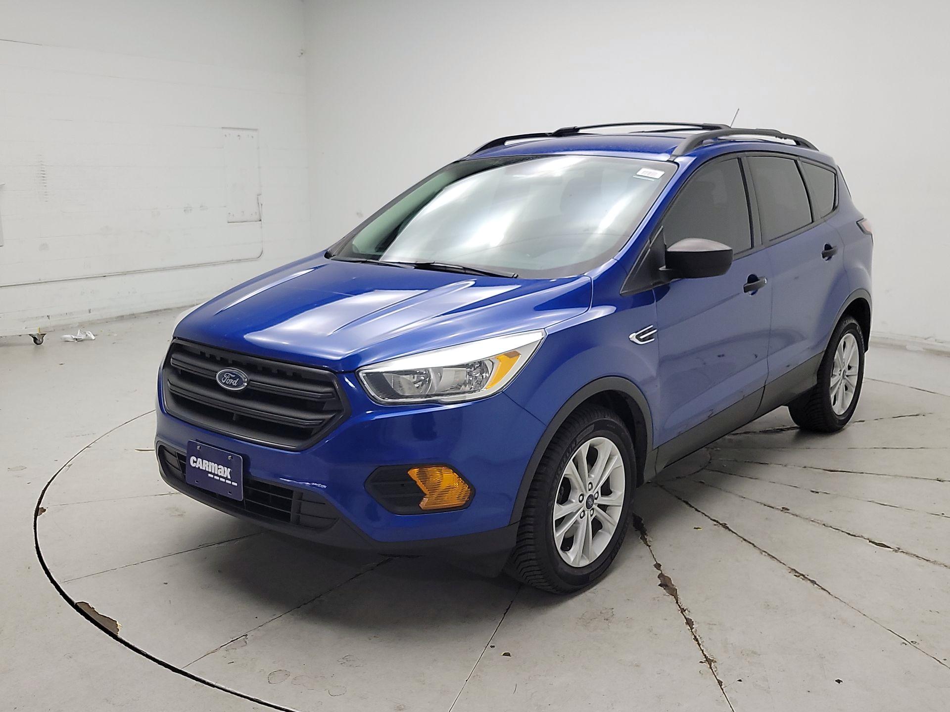 Thumbnail: 2017 Ford Escape - 3