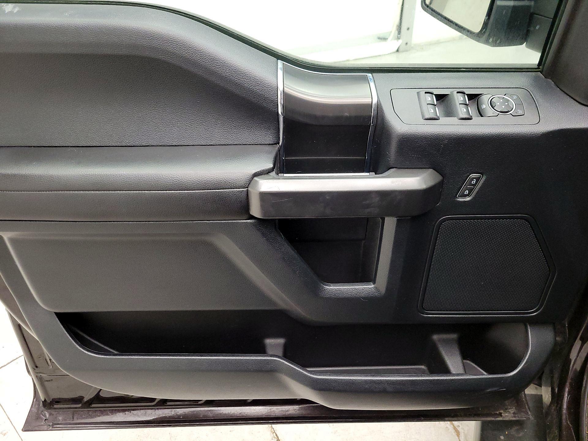 Thumbnail: 2019 Ford F-150 - 10