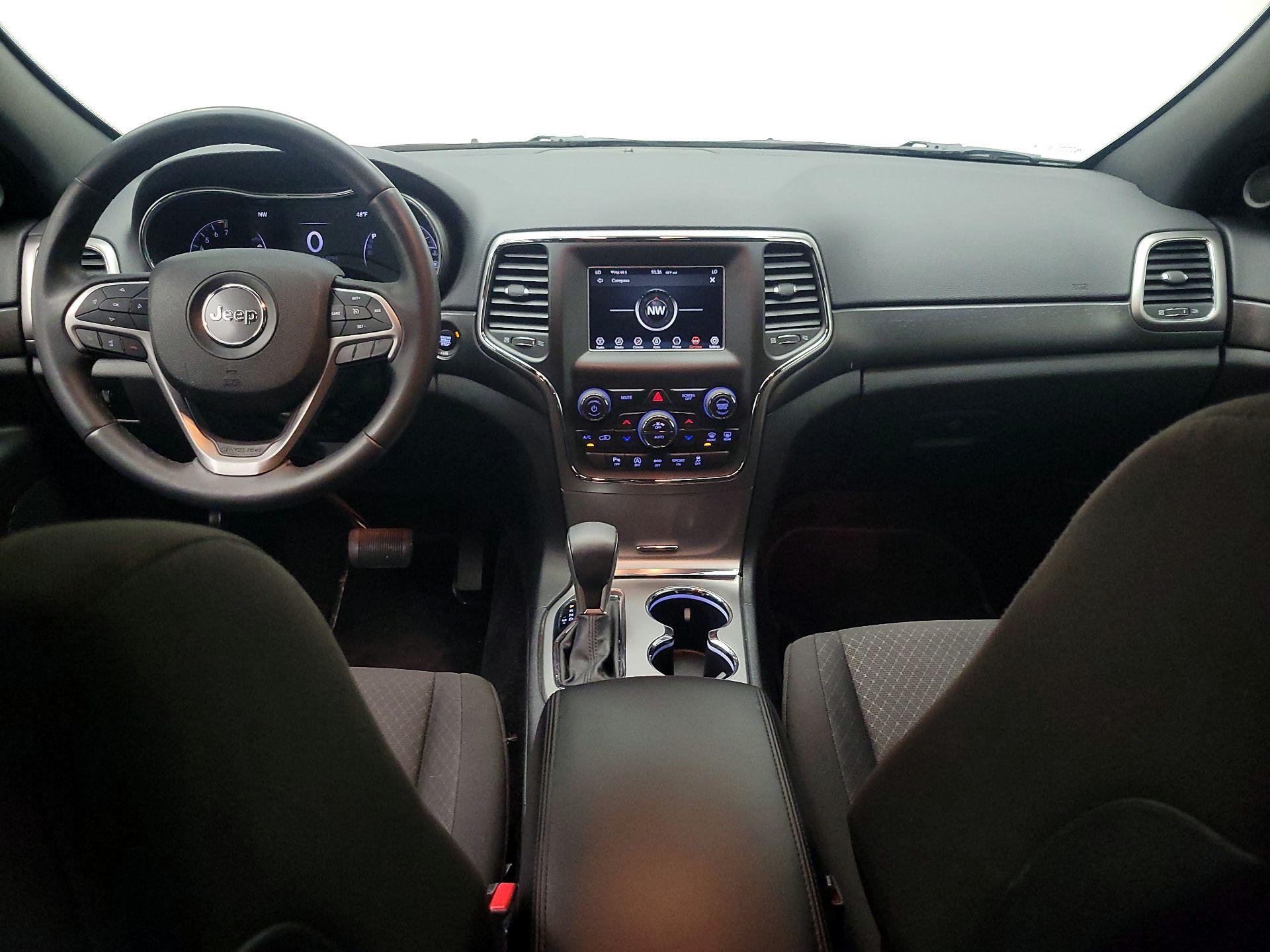 Thumbnail: 2018 Jeep Grand Cherokee - 9