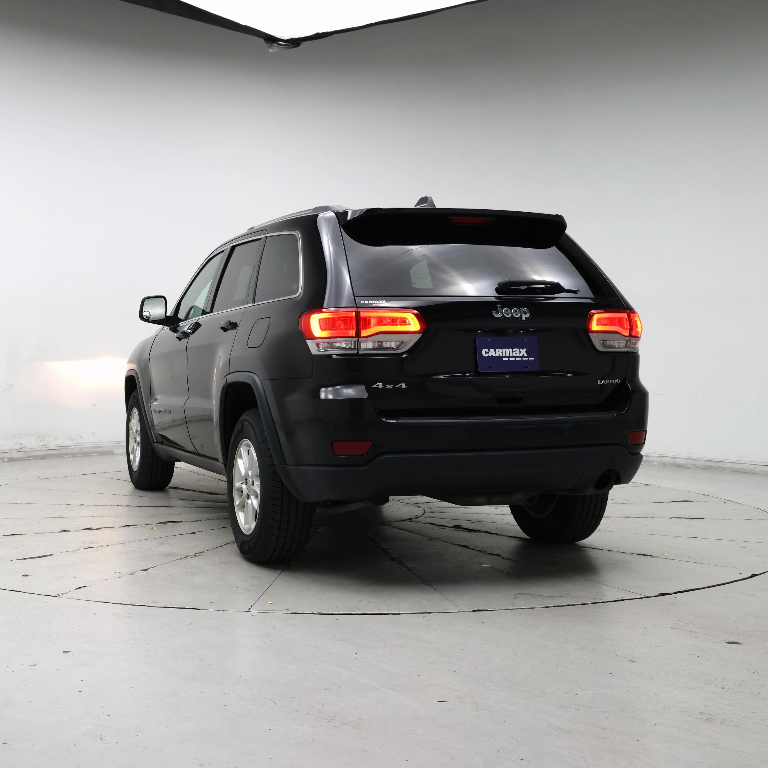 Thumbnail: 2018 Jeep Grand Cherokee - 2
