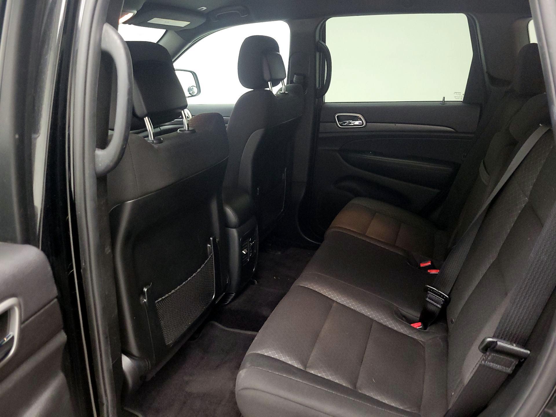 Thumbnail: 2018 Jeep Grand Cherokee - 20