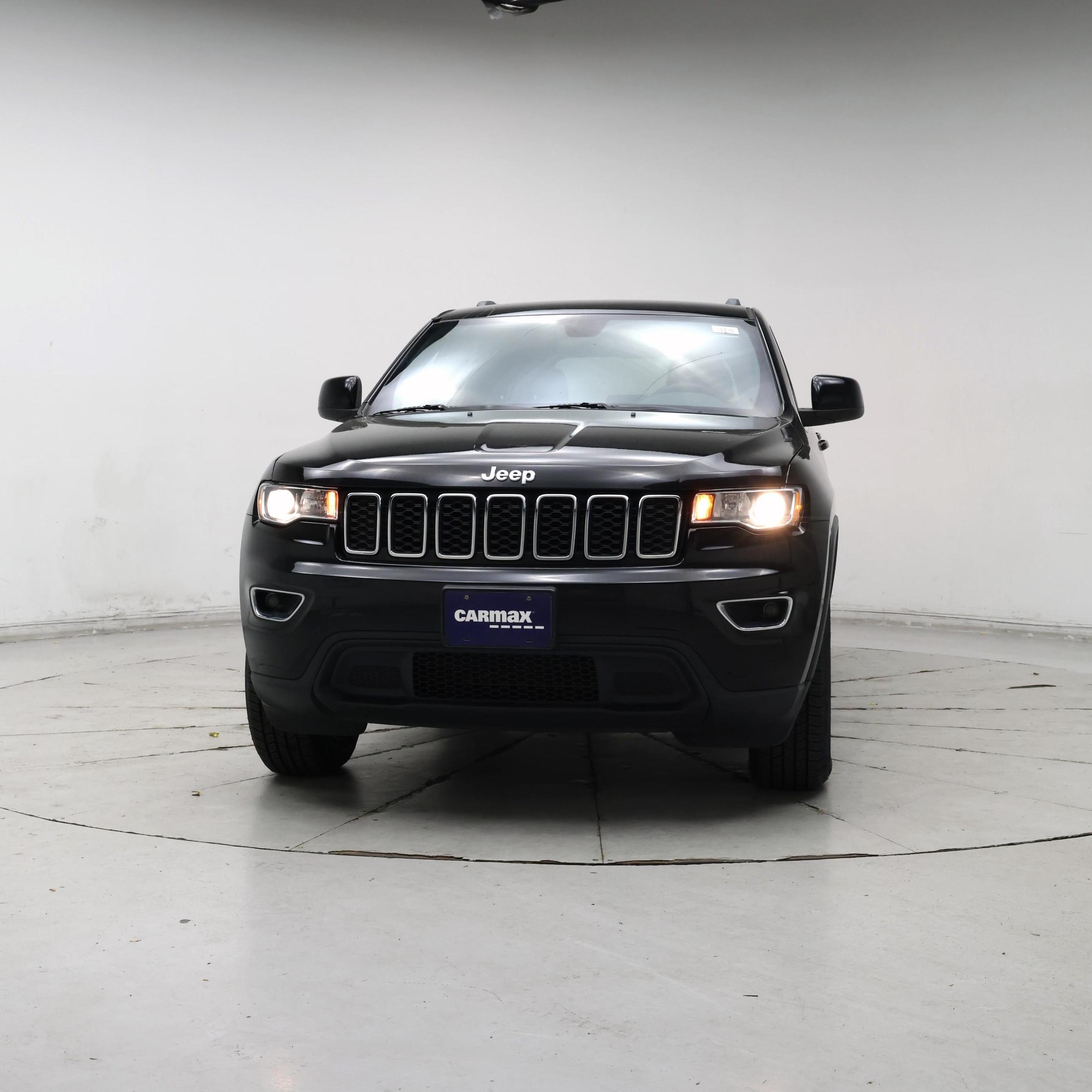 Thumbnail: 2018 Jeep Grand Cherokee - 5