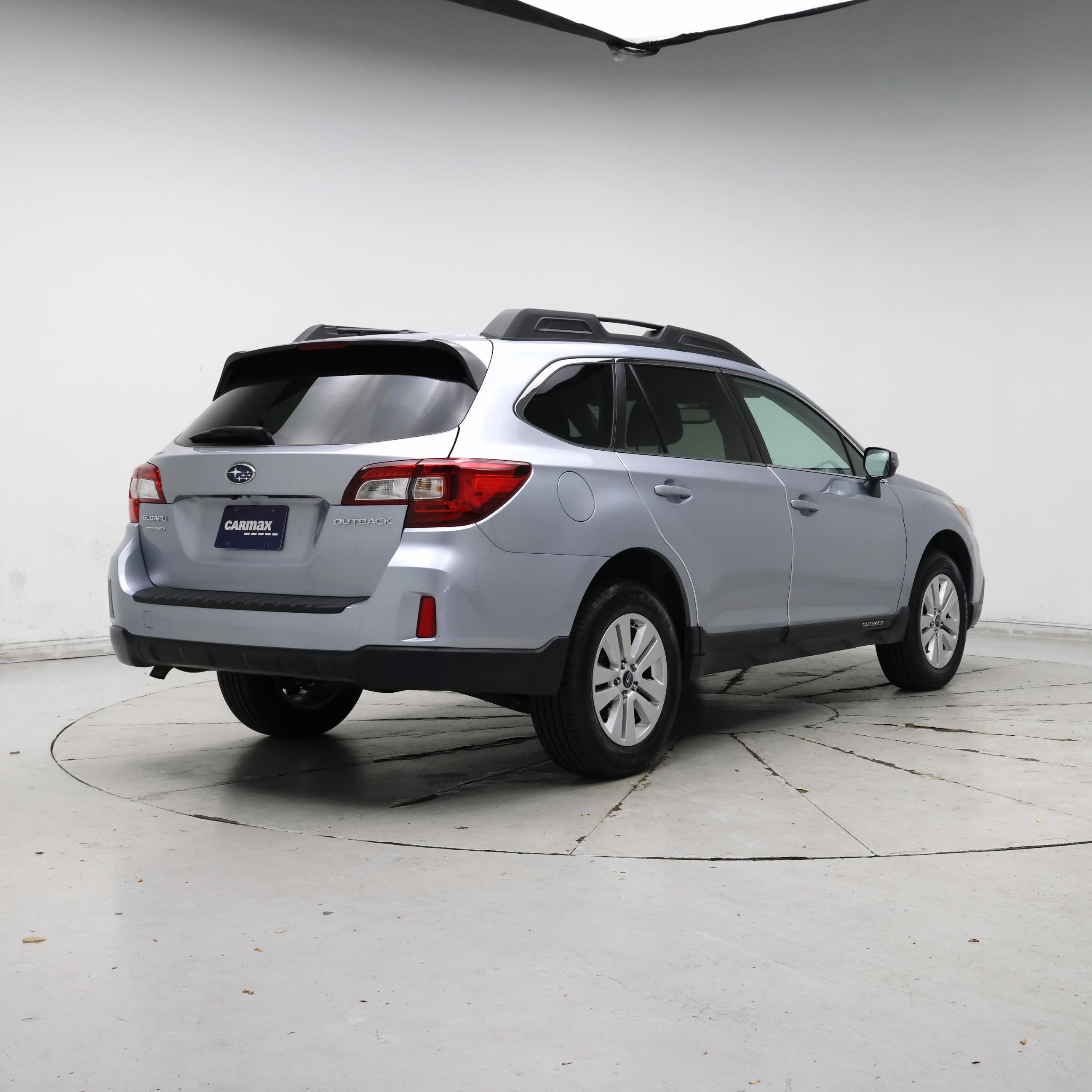 Thumbnail: 2015 Subaru Outback - 8