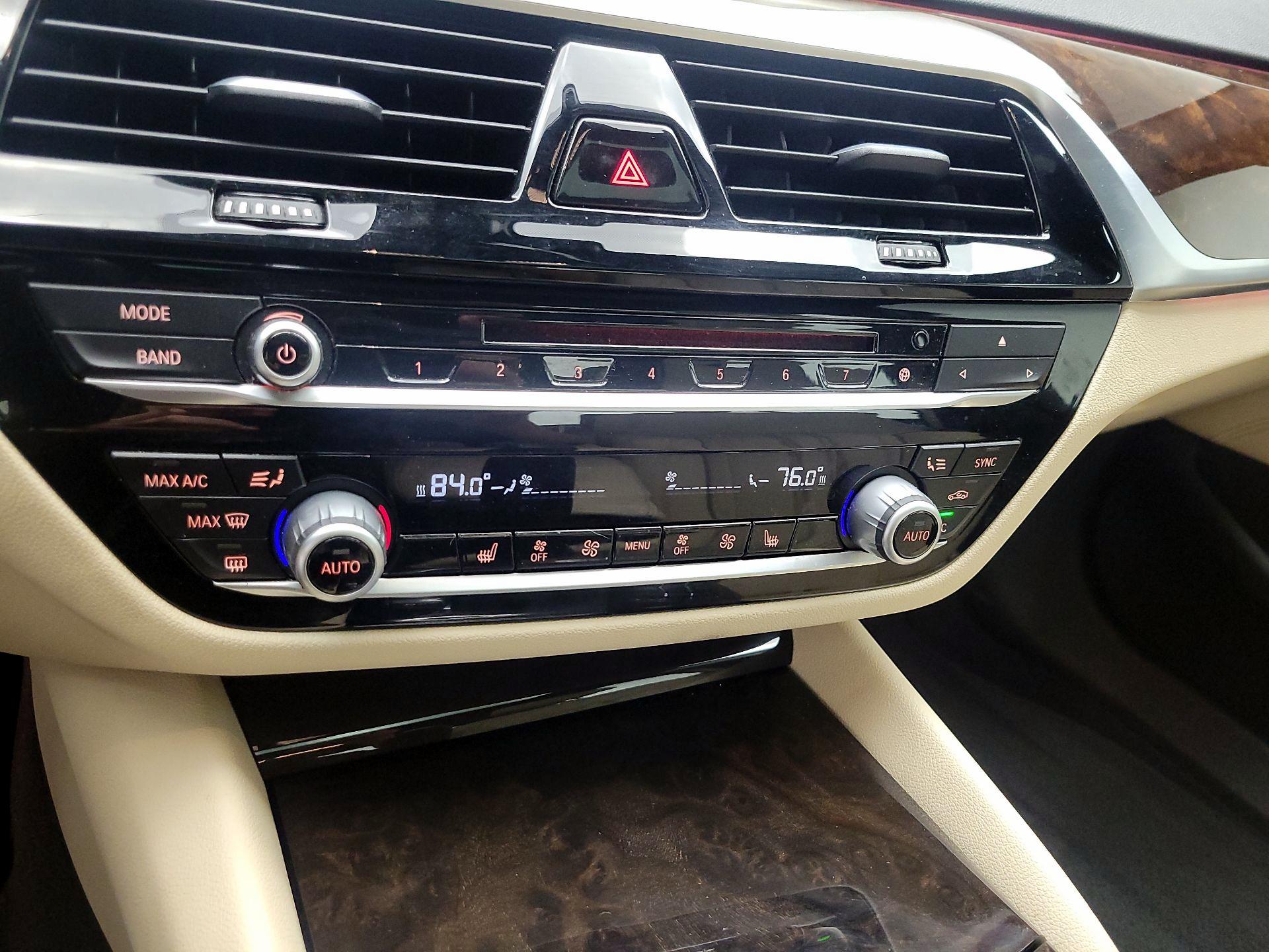 Thumbnail: 2017 BMW 5 Series - 15